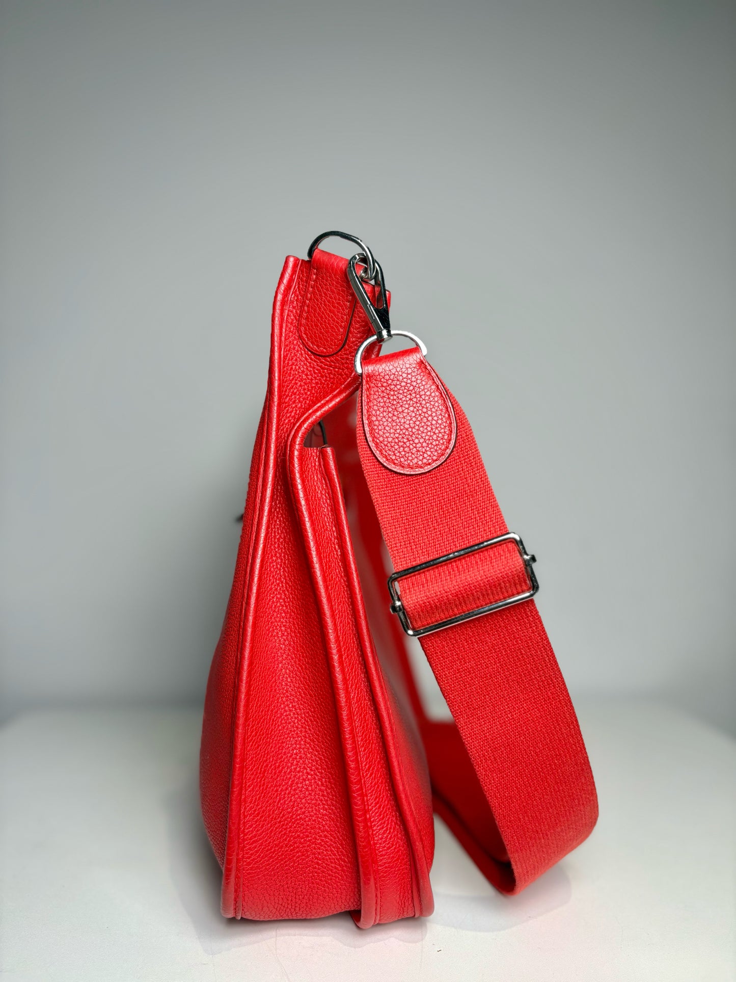 Hermes Evelyne III PM Clemence 2019 Leather Pre-owned Rouge Casaque Purse