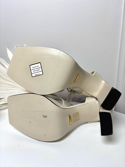 W Shoe Size 40 (10, US) Gucci Cream Leather Costanze Ankle NWT, Pre-owned Heels