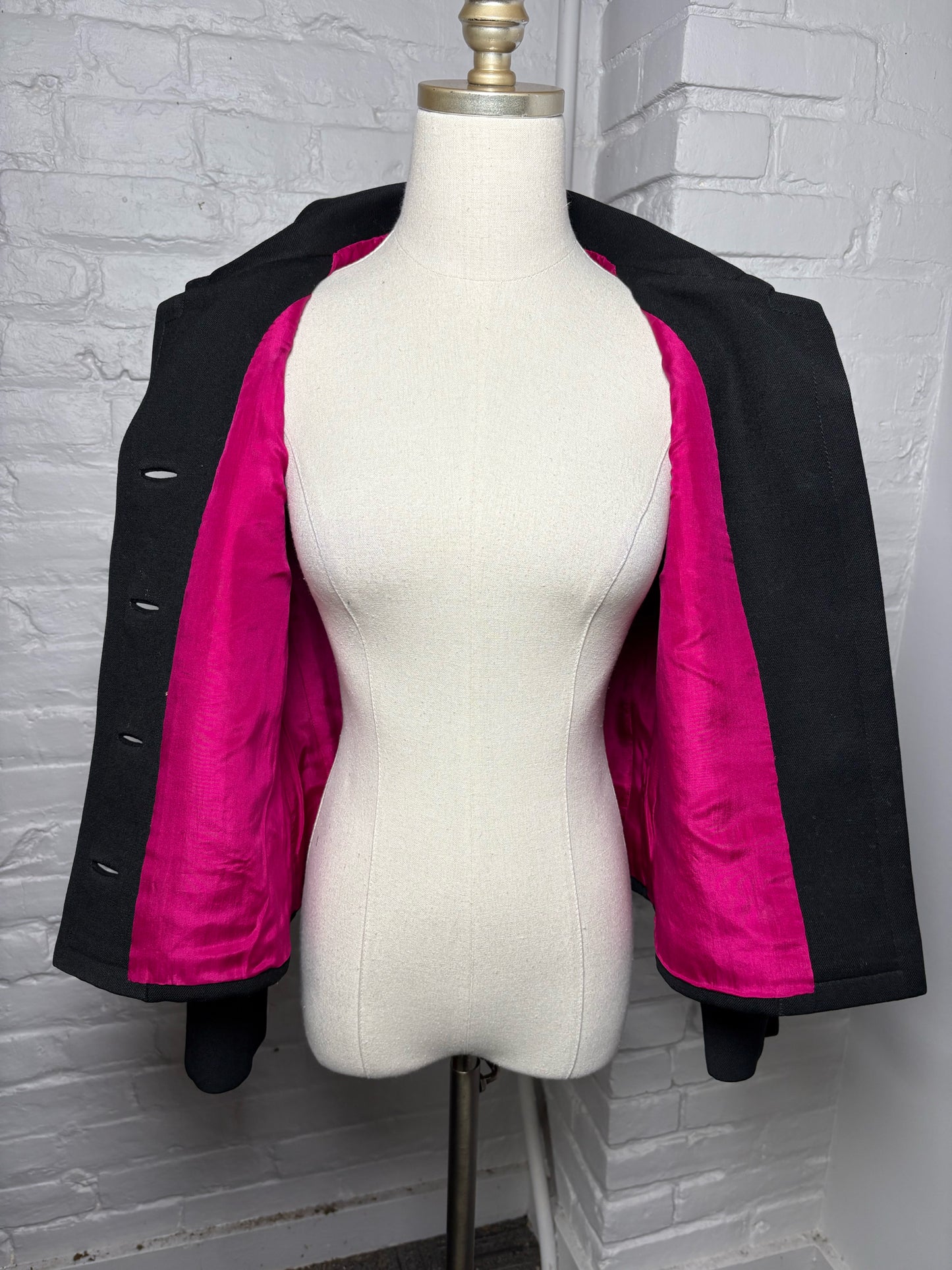 Women Size M (Estimate) Elizabeth Arden Black Solid Vintage Suit