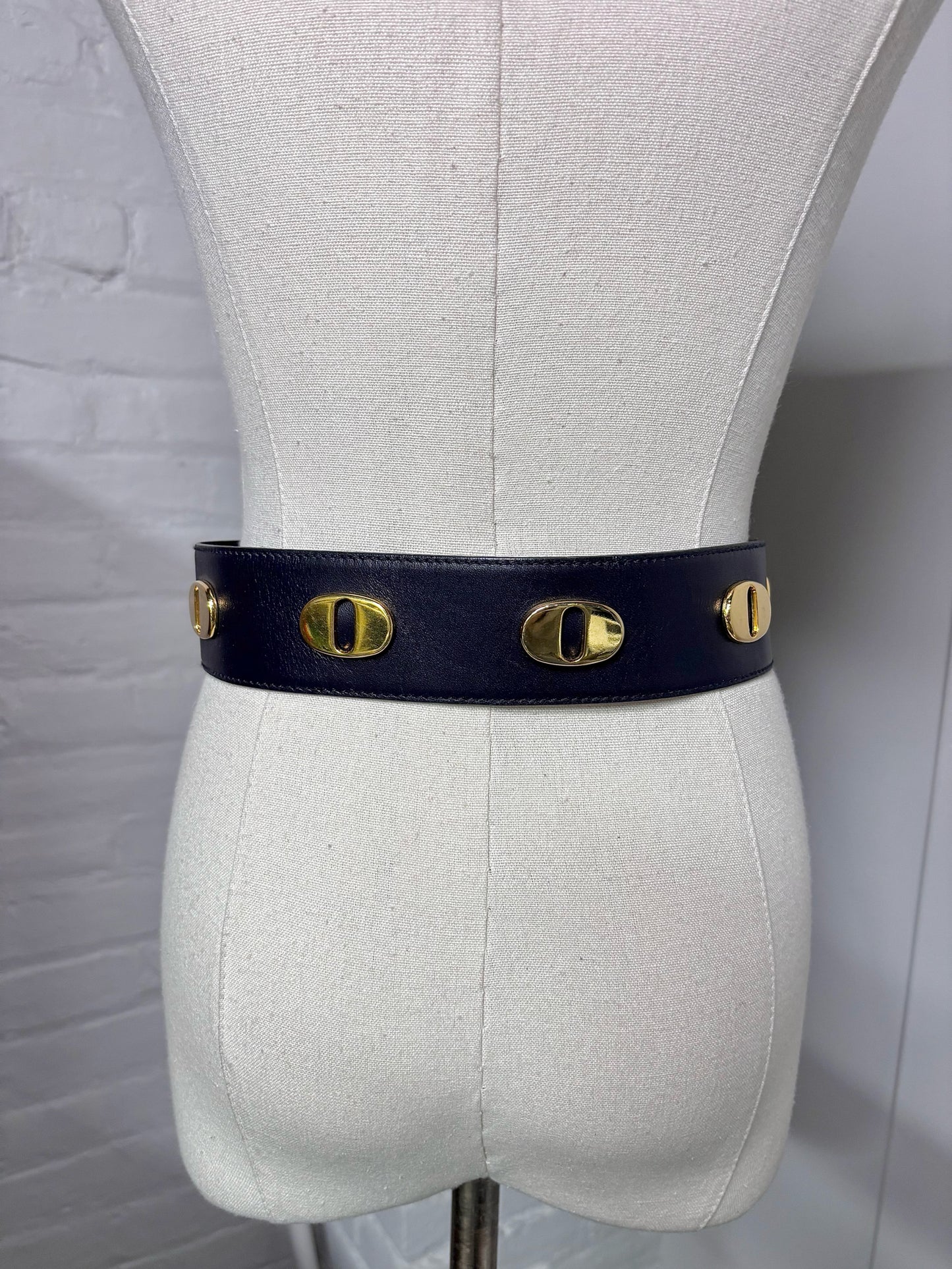 Escada Leather 36 (XS) Vintage Black Chain Links Padlocks Belt