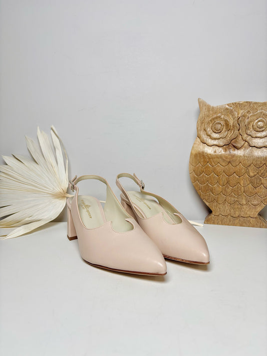 W Shoe Size 39 (8.5 US) Michele Lopriore Dusty Pink Leather Cowhide Pump
