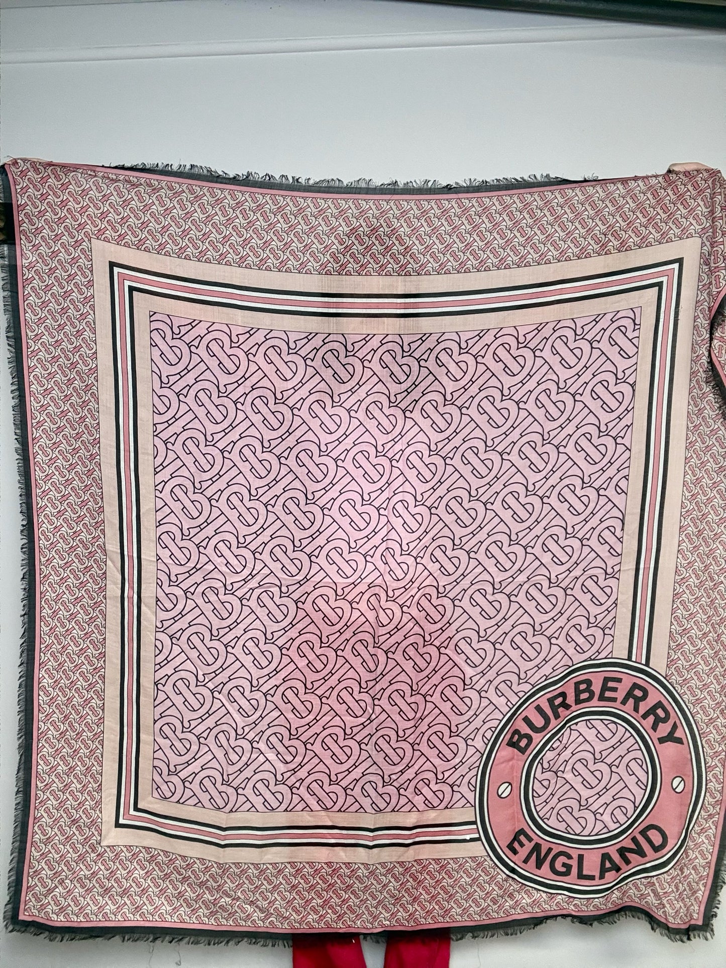 Burberry Monogram Circle Stripe Women's NWT Wool/Silk Blend Pre-owned Square Scarf