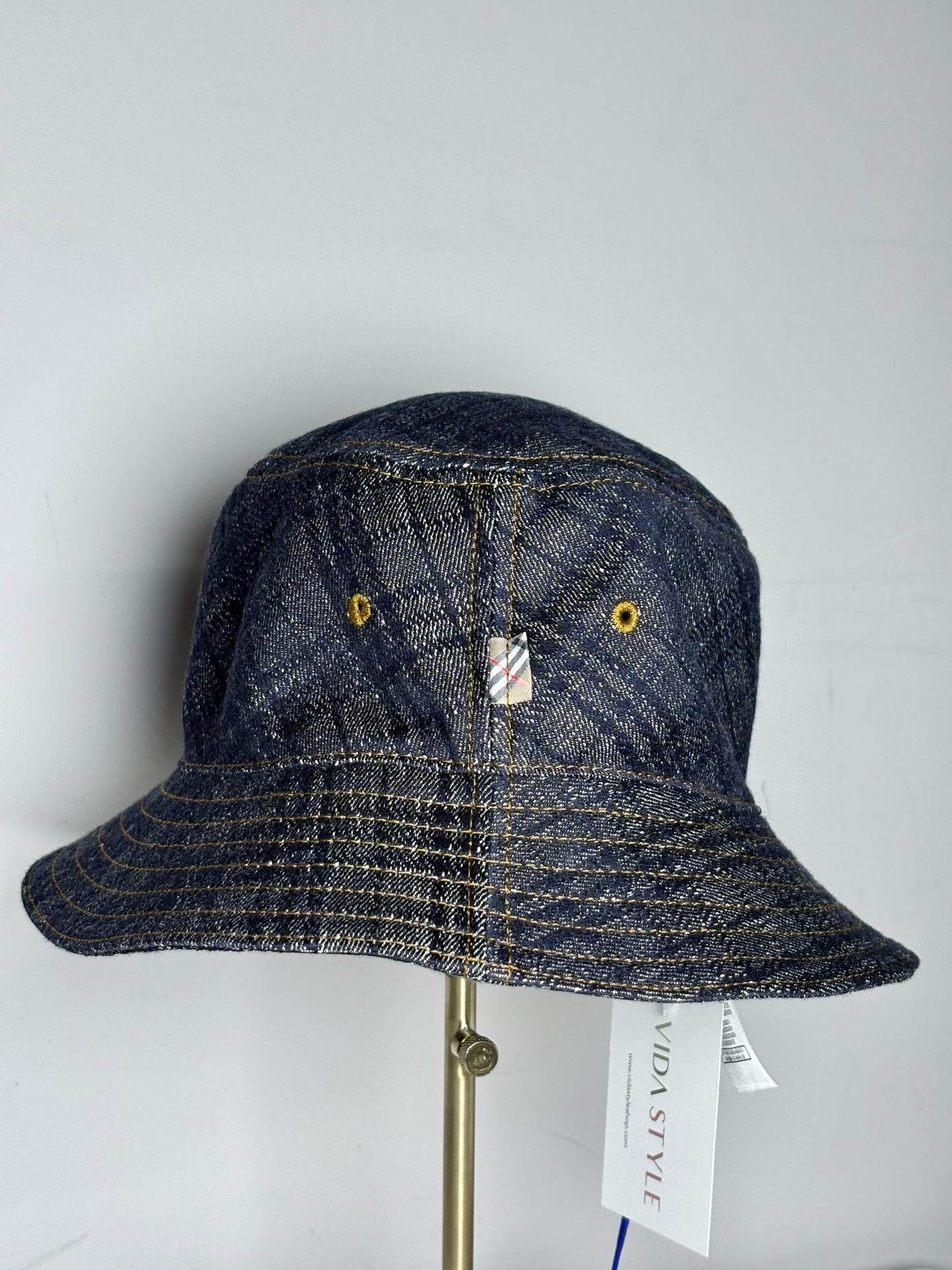 Burberry Pure cotton Pre-owned, NWT Blue One Size Hat