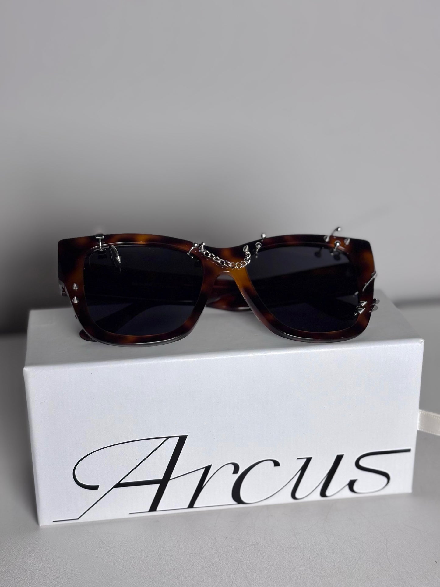 Arcus VEGA(UMBER)—ALPHA  Pre-owned, NWOT Brown/Black Acetate Sunglasses