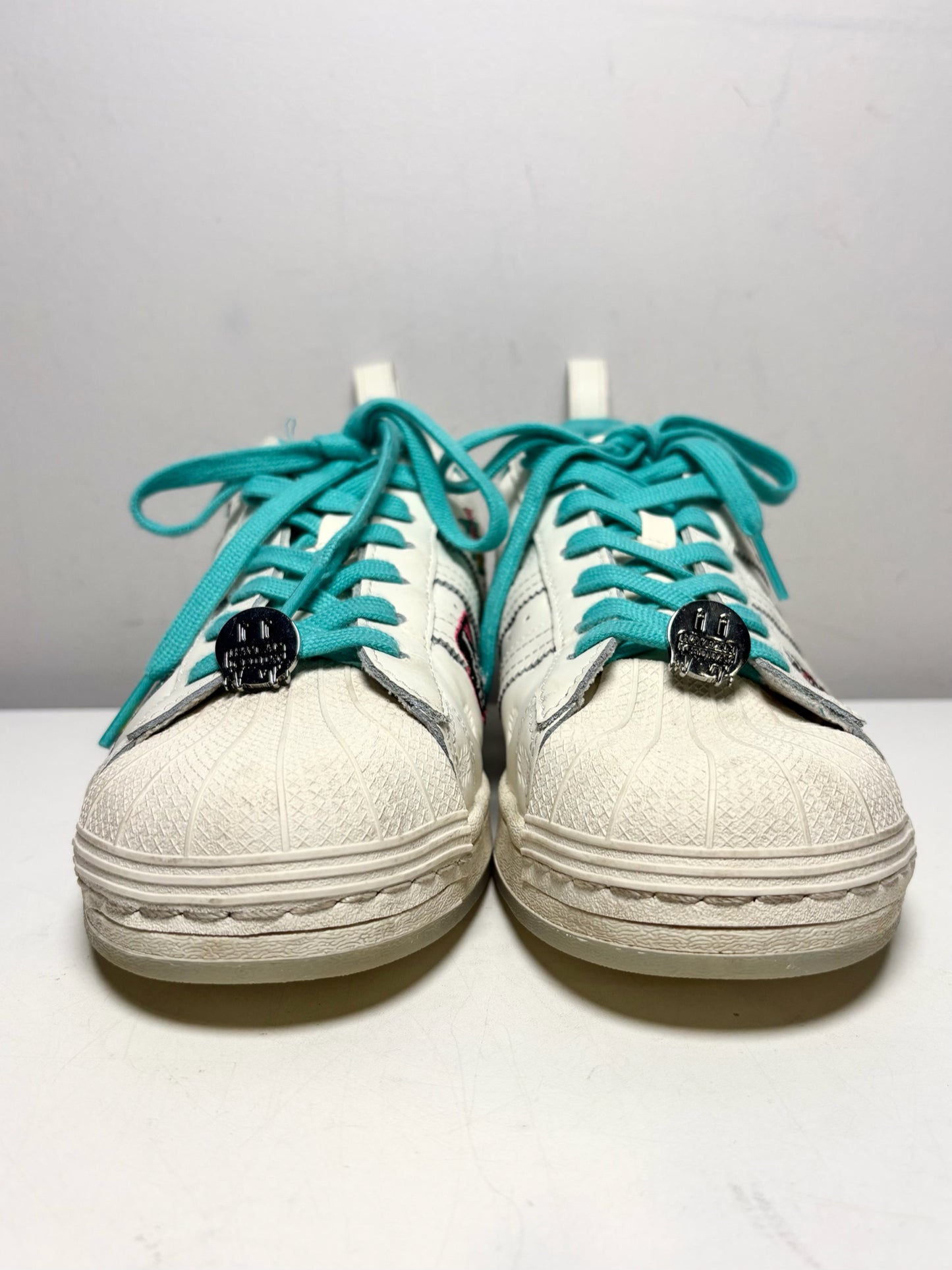 Men Shoe Size 10 Adidas Superstar x Arizona Iced Tea White & Teal Leather Pre-Owned Sneakers