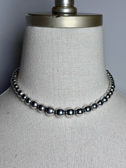 Tiffany & Co. Graduated Balls Sterling Silver Pre-owned Necklace
