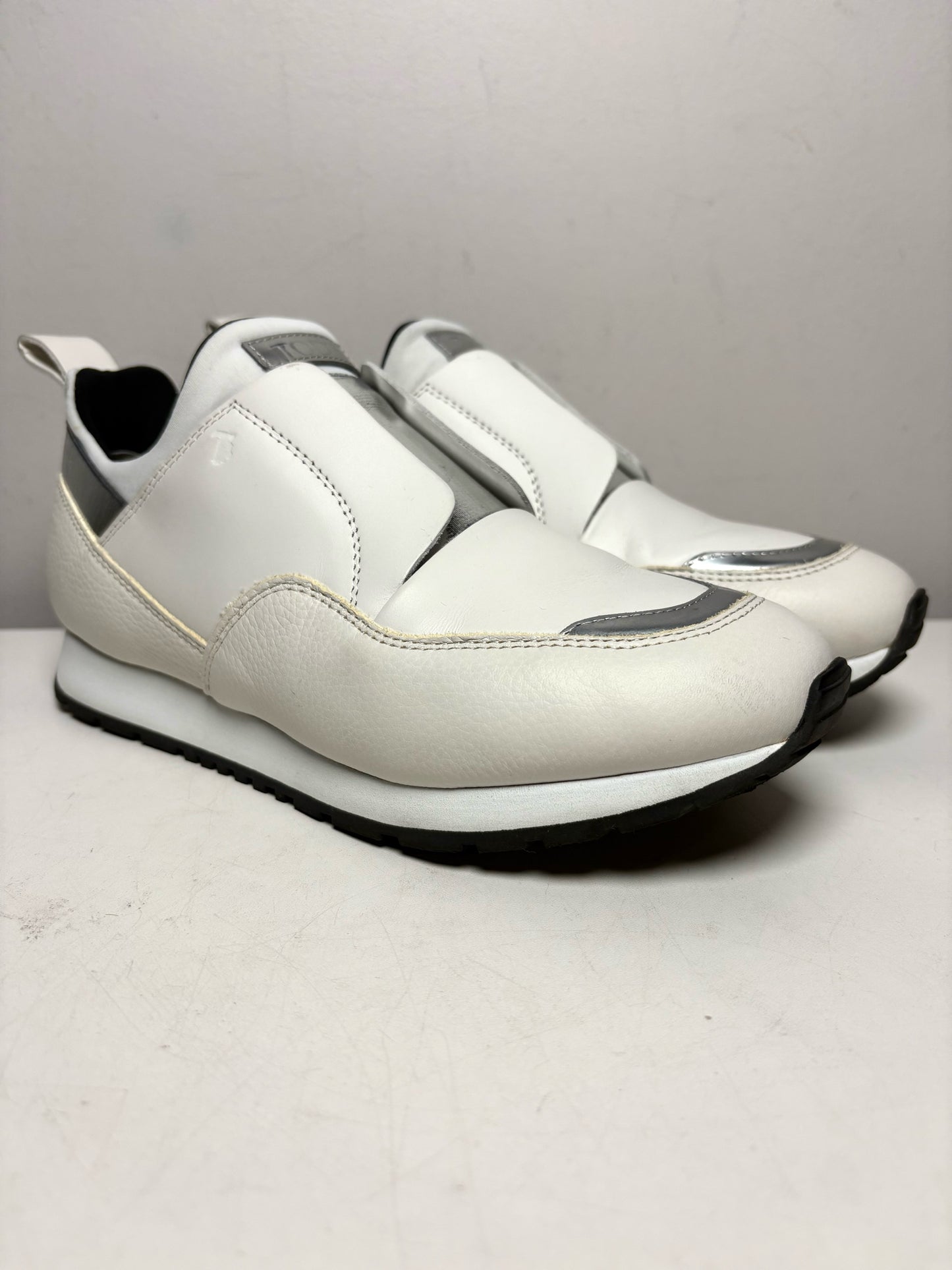 Women Shoe Size 36 Tod's Sportivo White Leather Pre-Owned Slip-On Sneakers