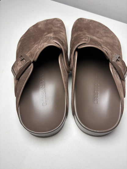 Women's Shoe Size 40 Authentic Balenciaga Sunday Mules Brown Suede Leather Pre-Owned Slip-Ons
