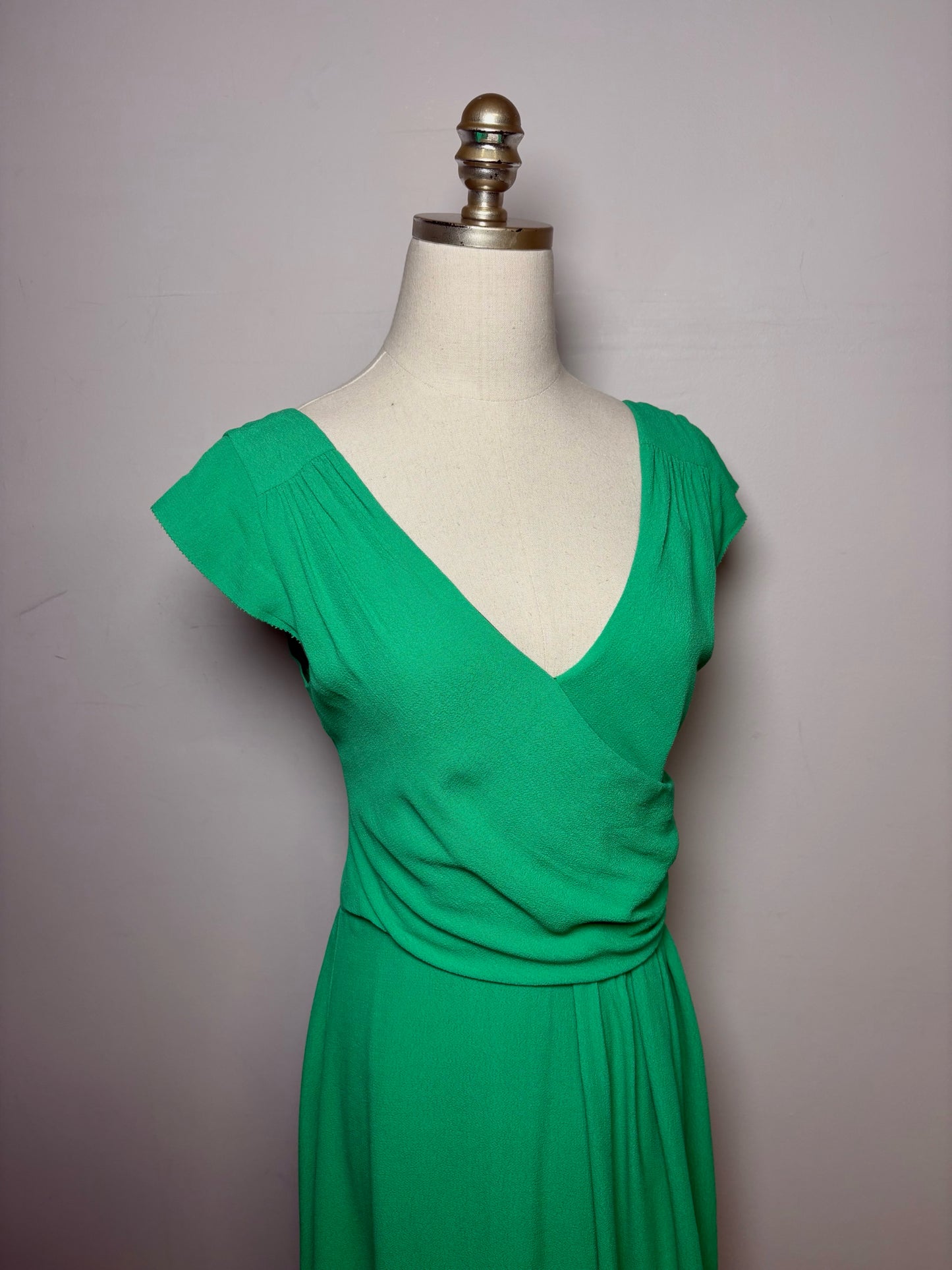 Women Size 8 Kate Spade New York Green Flowy Tea Length Pre-owned Dress