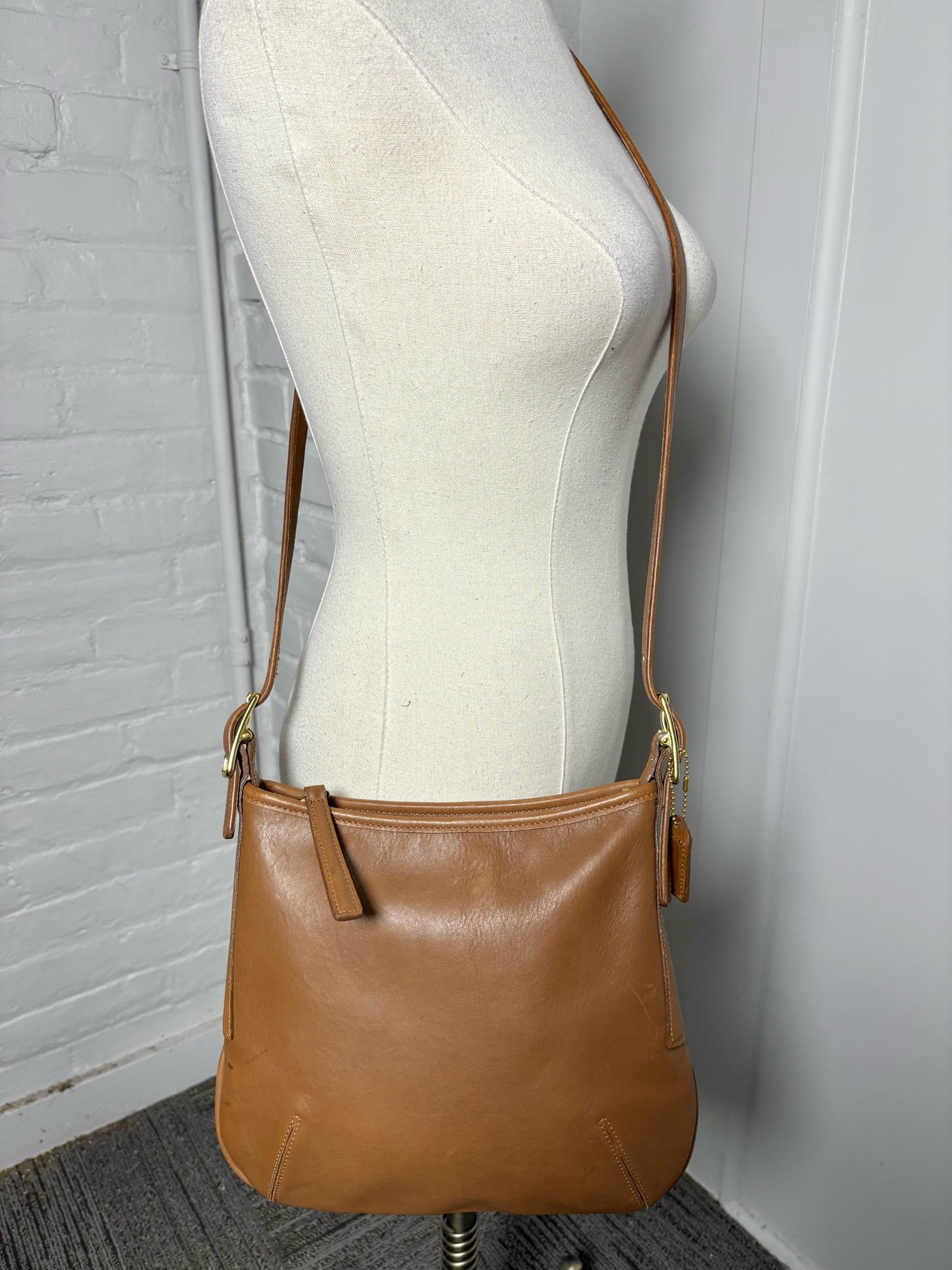 Coach Solid Vintage Leather Pre-owned Brown Cowhide 9204 Purse