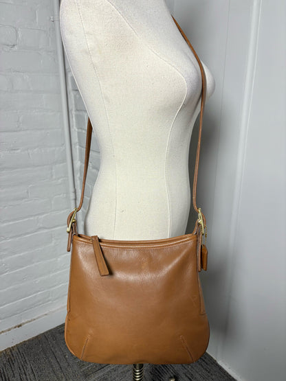 Coach Solid Vintage Leather Pre-owned Brown Cowhide 9204 Purse