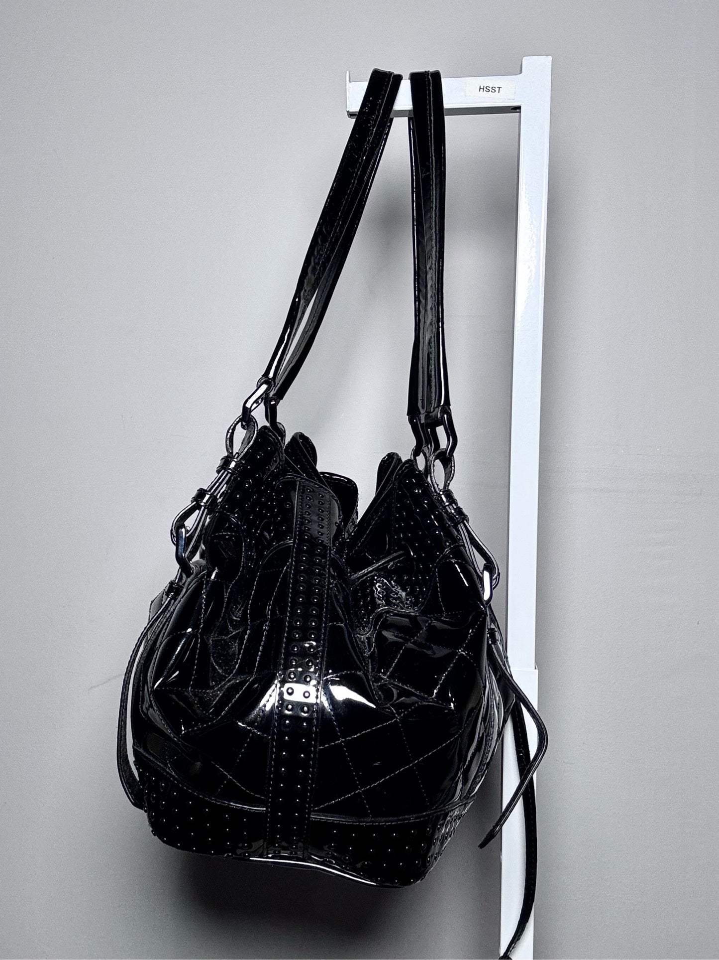 Burberry Lowry Tote Quilted Patent Leather Pre-owned Black Large Purse