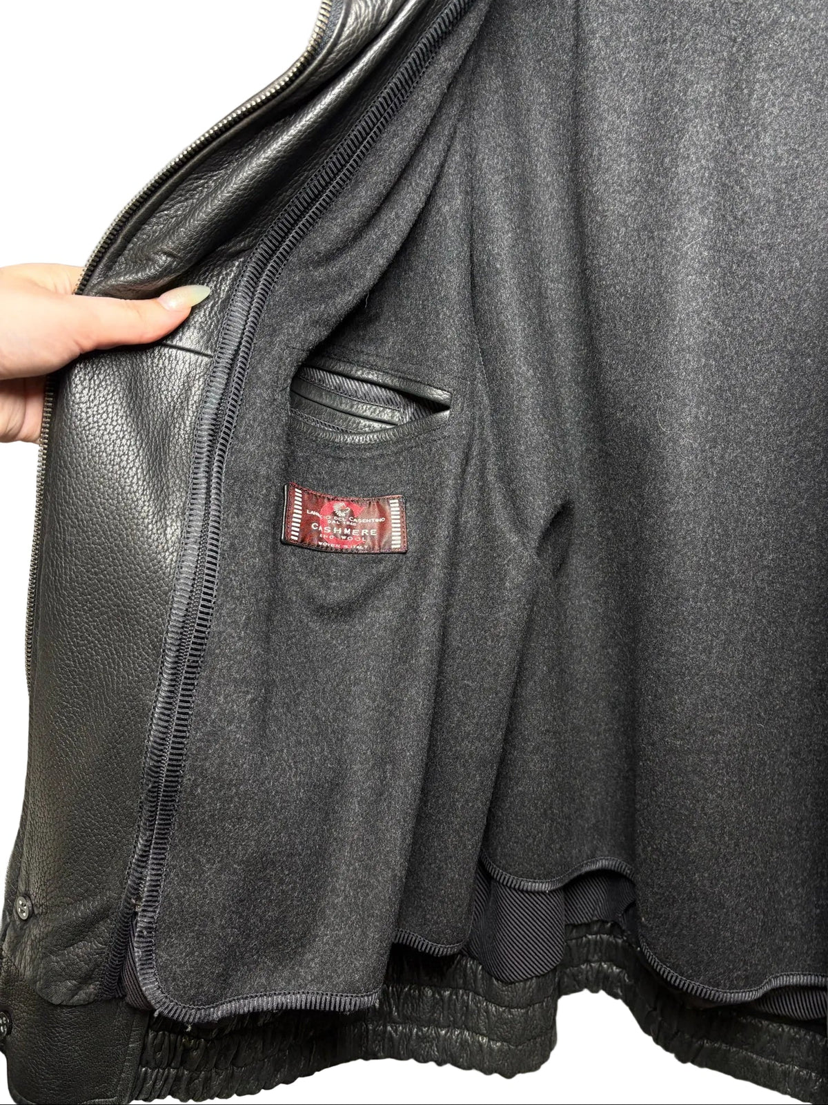 Men Size 54 IT (US 44 / XL Est.) Roberto Pierguidi Black Pebble Leather Vintage Rare Pre-Owned Bomber Jacket