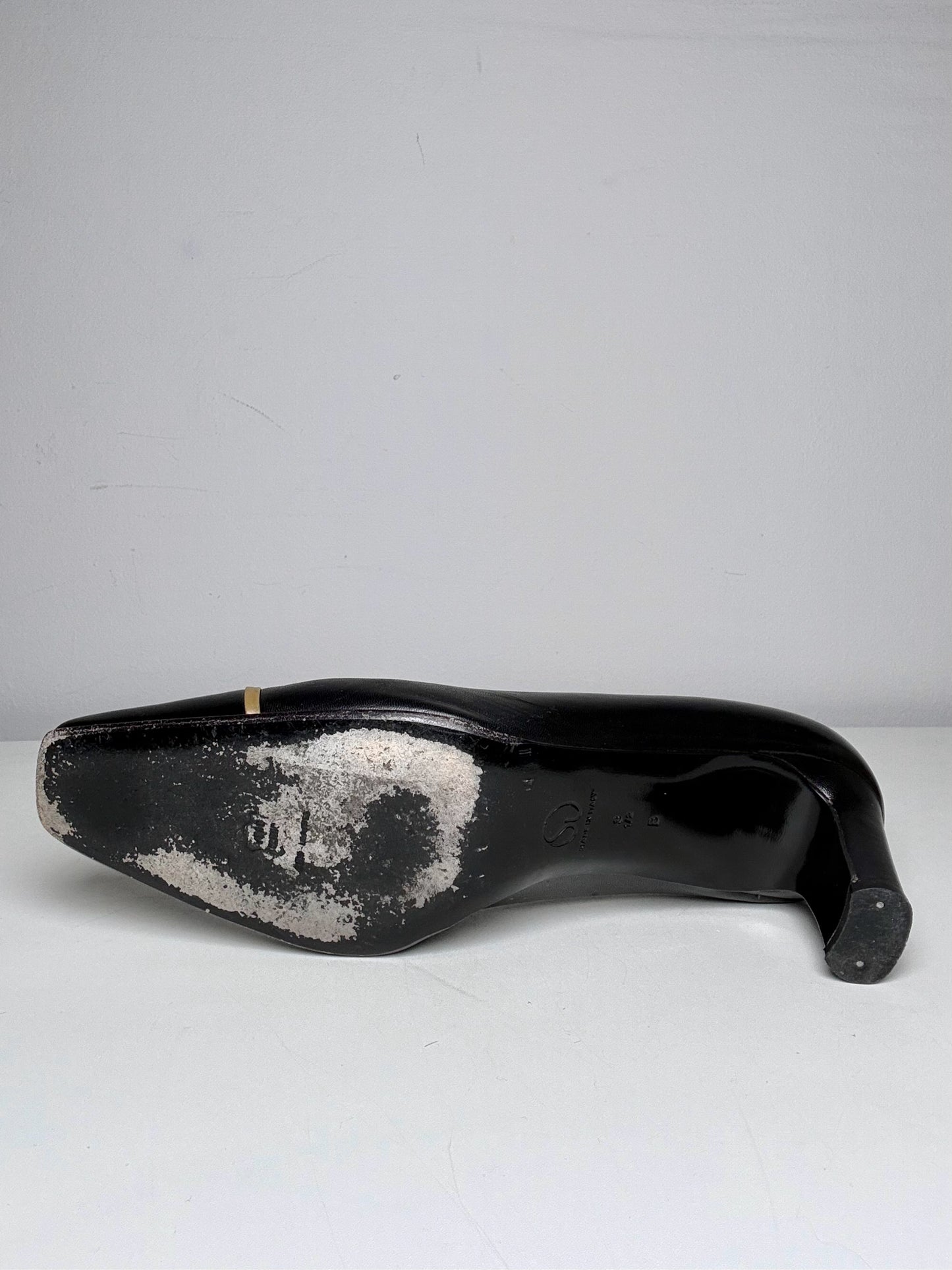 W Shoe Size 8.5 St. John Black Leather Heels