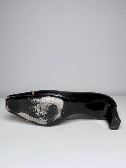 W Shoe Size 8.5 St. John Black Leather Heels