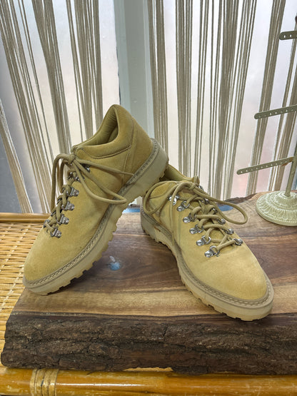 Nanushka Camel Suede Solid Size 40 (9.5 US) Men's Shoes