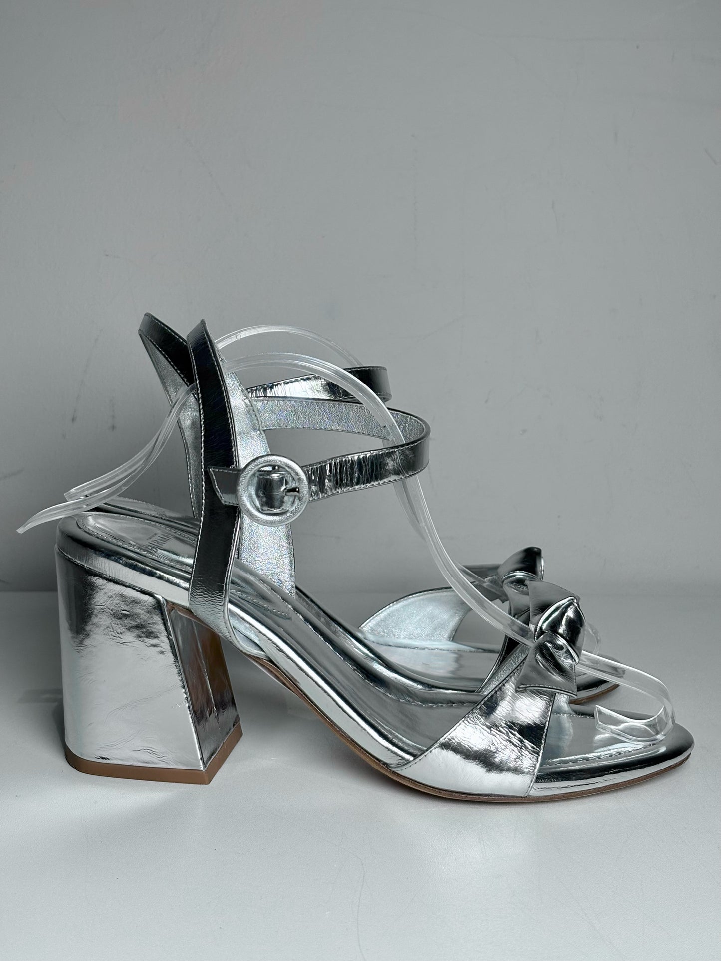 W Shoe Size 41 (10 - 10.5) Alexandre Birman Metallic Silver Leather Heels