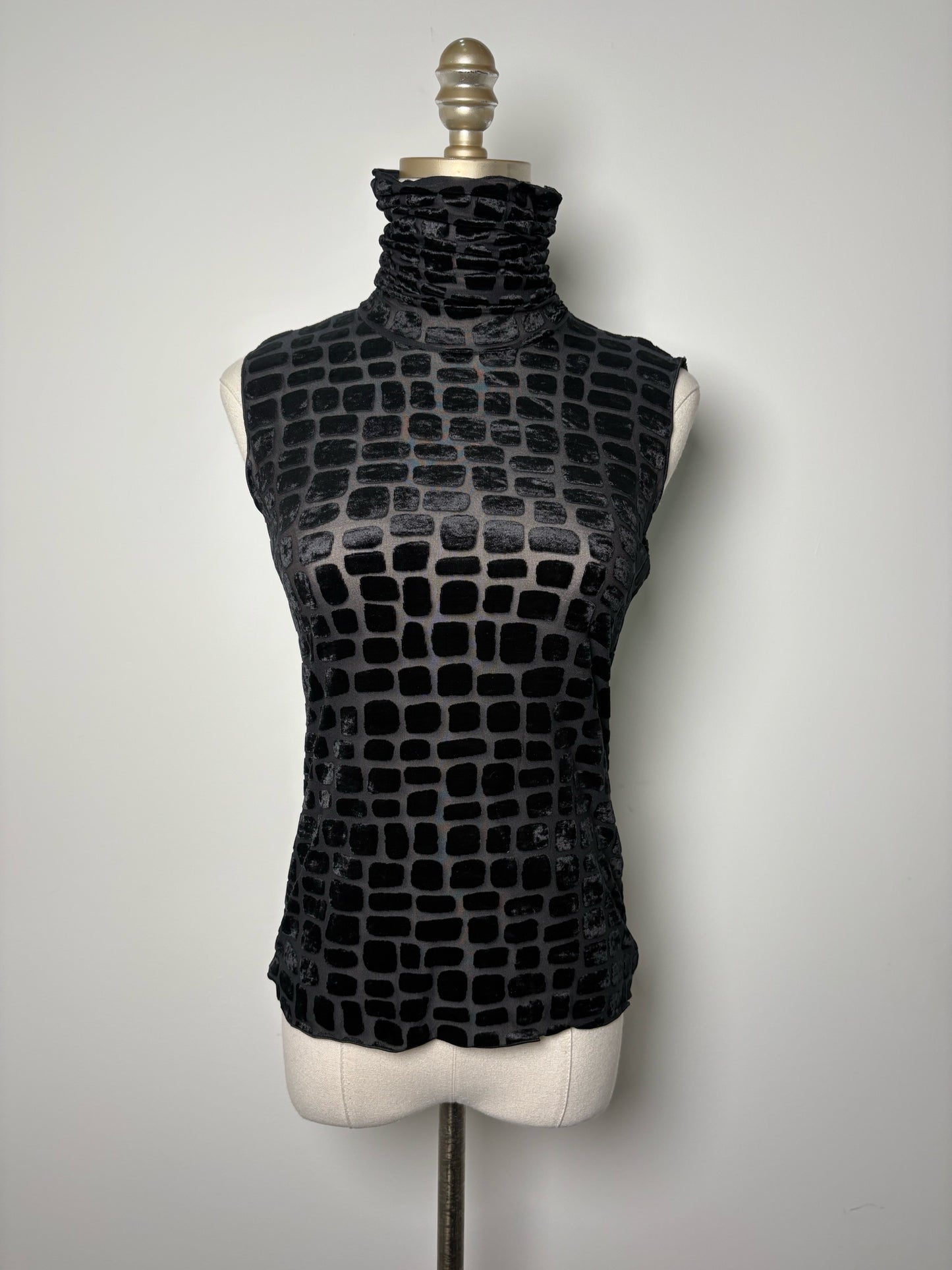 Women Size 6 Armani Collection Black Squares Pre-owned Tank Top