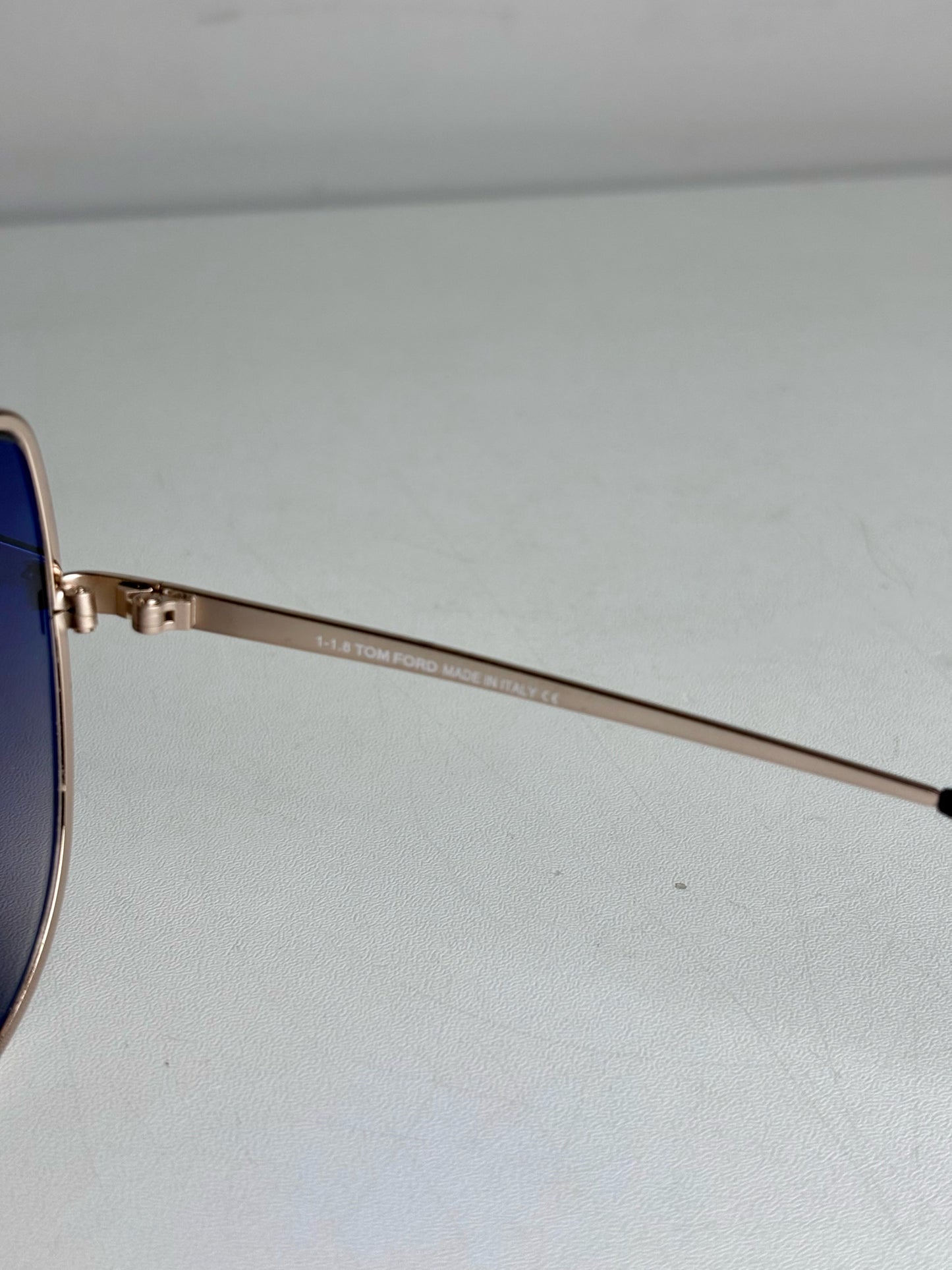 Tom Ford TF569 Rose Gold Elise Women's Pre-owned Silver Metal Sunglasses