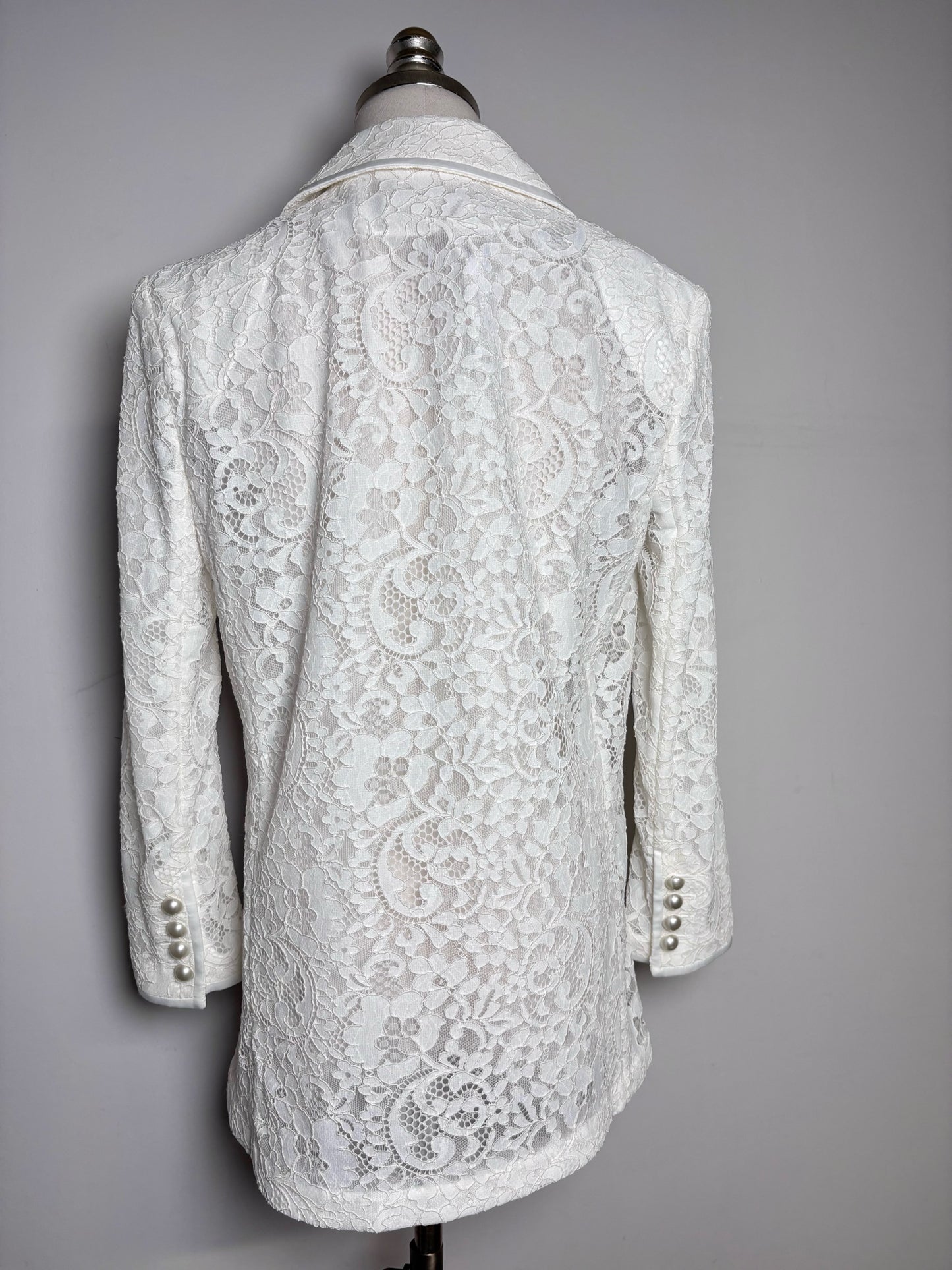 Women Size 0 Alice + Olivia Cream Lace Nylon Pearl Button Pre-owned Blazer