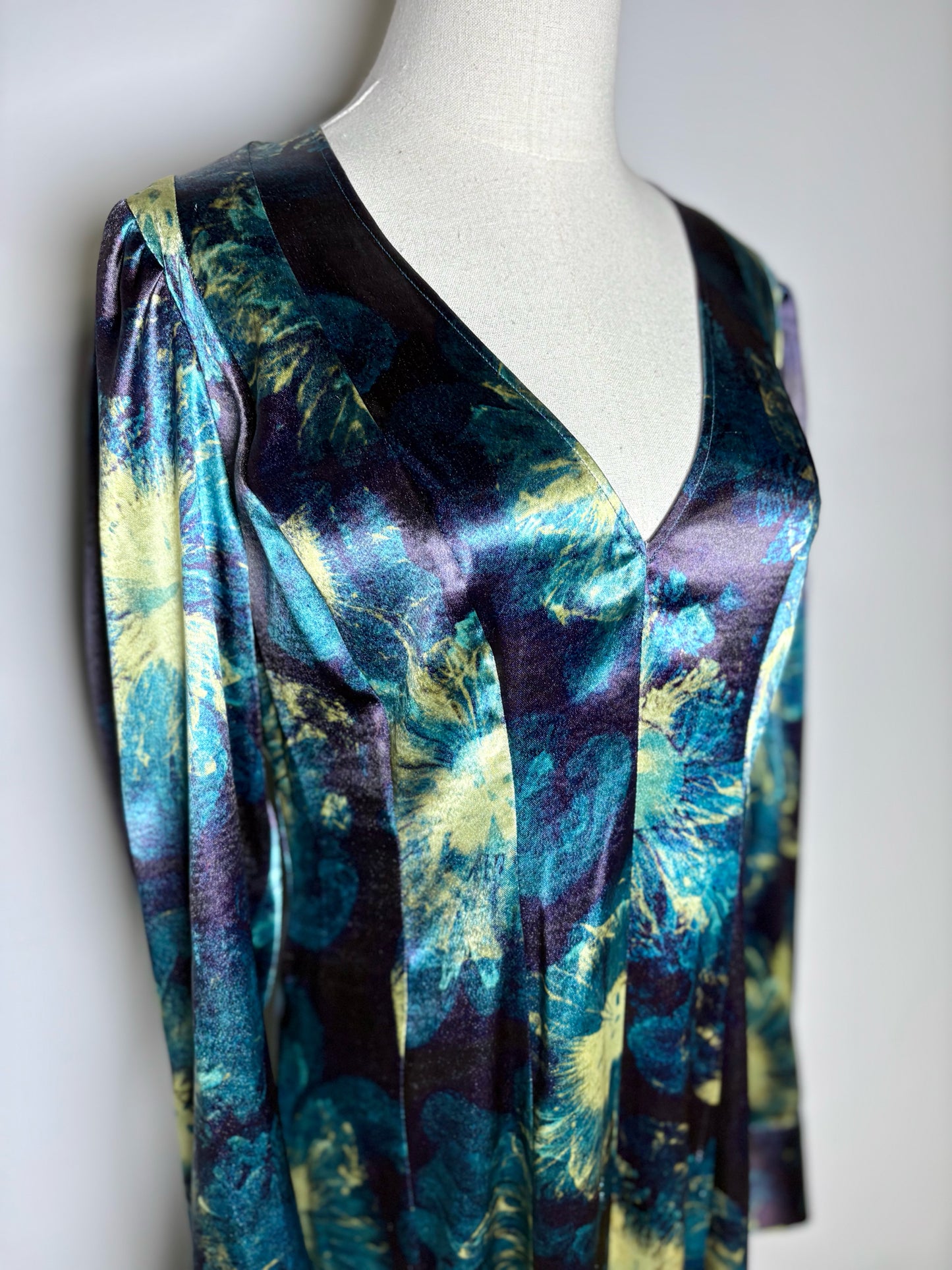 Women Size M Ulla Johnson Azrou Blue, Green Print Pre-owned, NWT Midi Dress