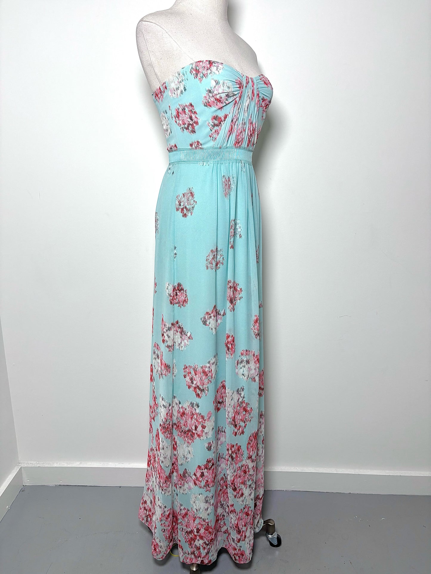 Women Size S BCBG Blue, pink Floral Polyester Dress