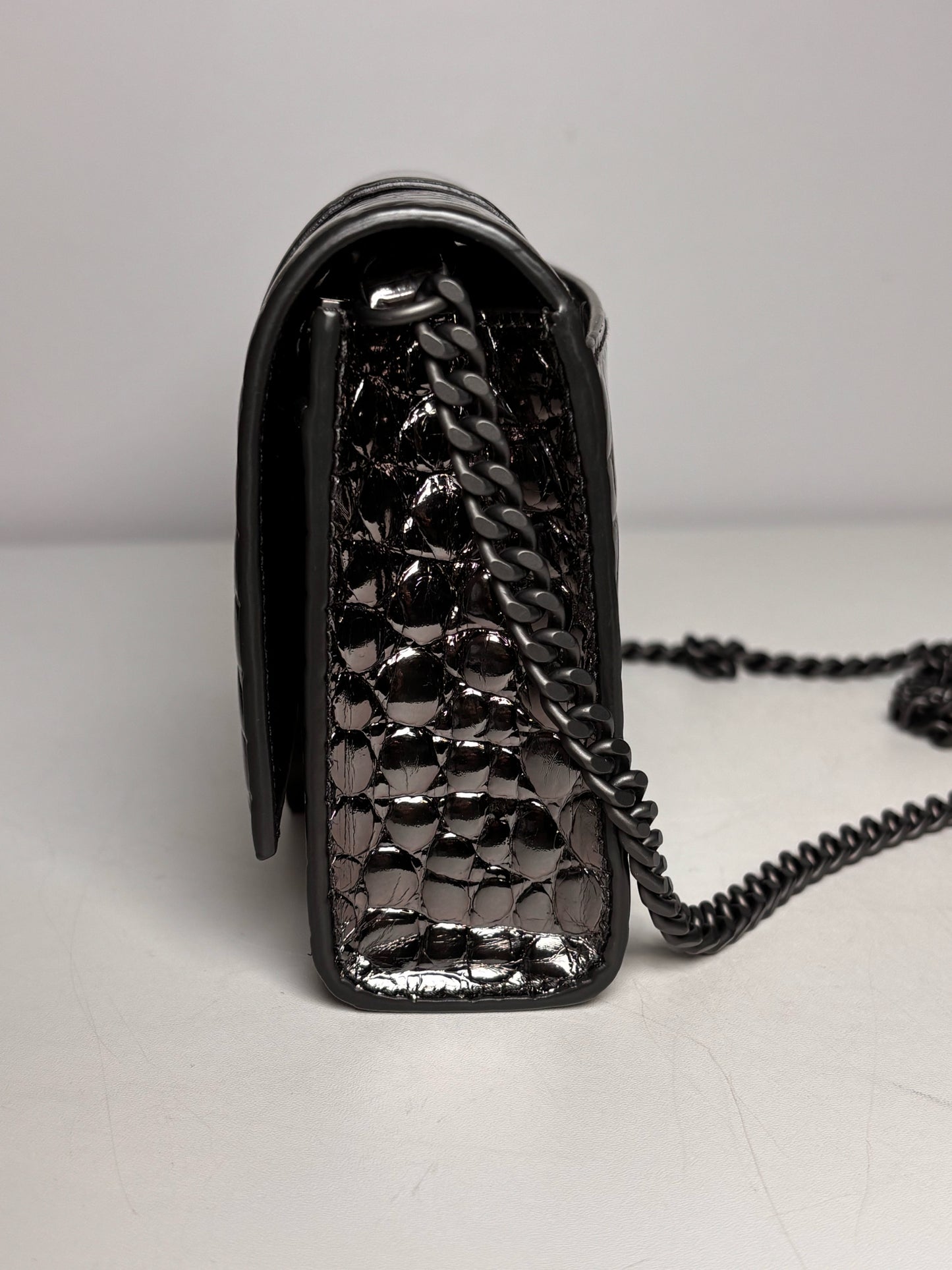 Balenciaga Gunmetal Hourglass Wallet on Chain NWOT Pre-owned