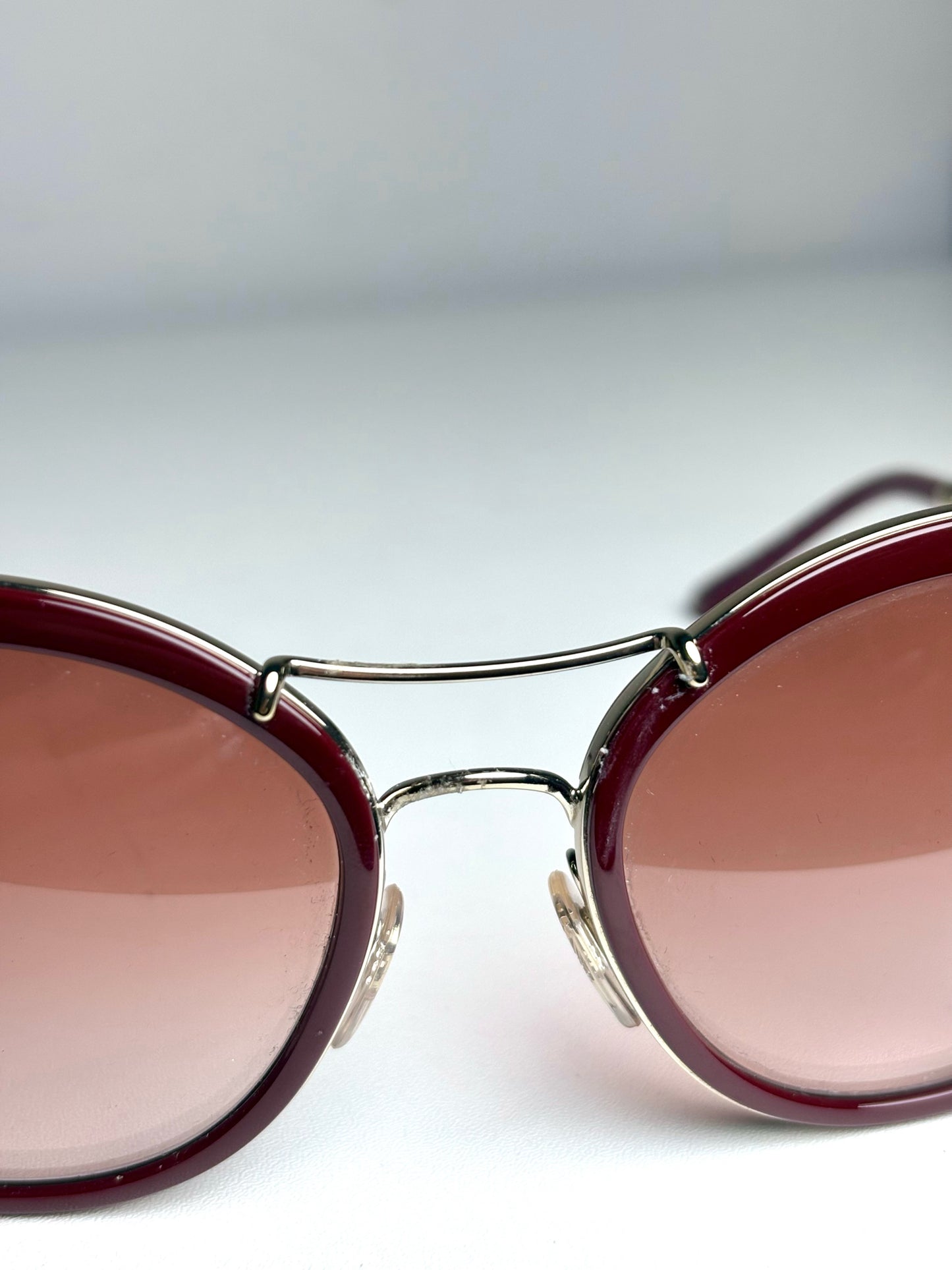 Burberry B4251-Q Cat Eye Women's Pre-owned Burgundy Acetate, Metal Sunglasses