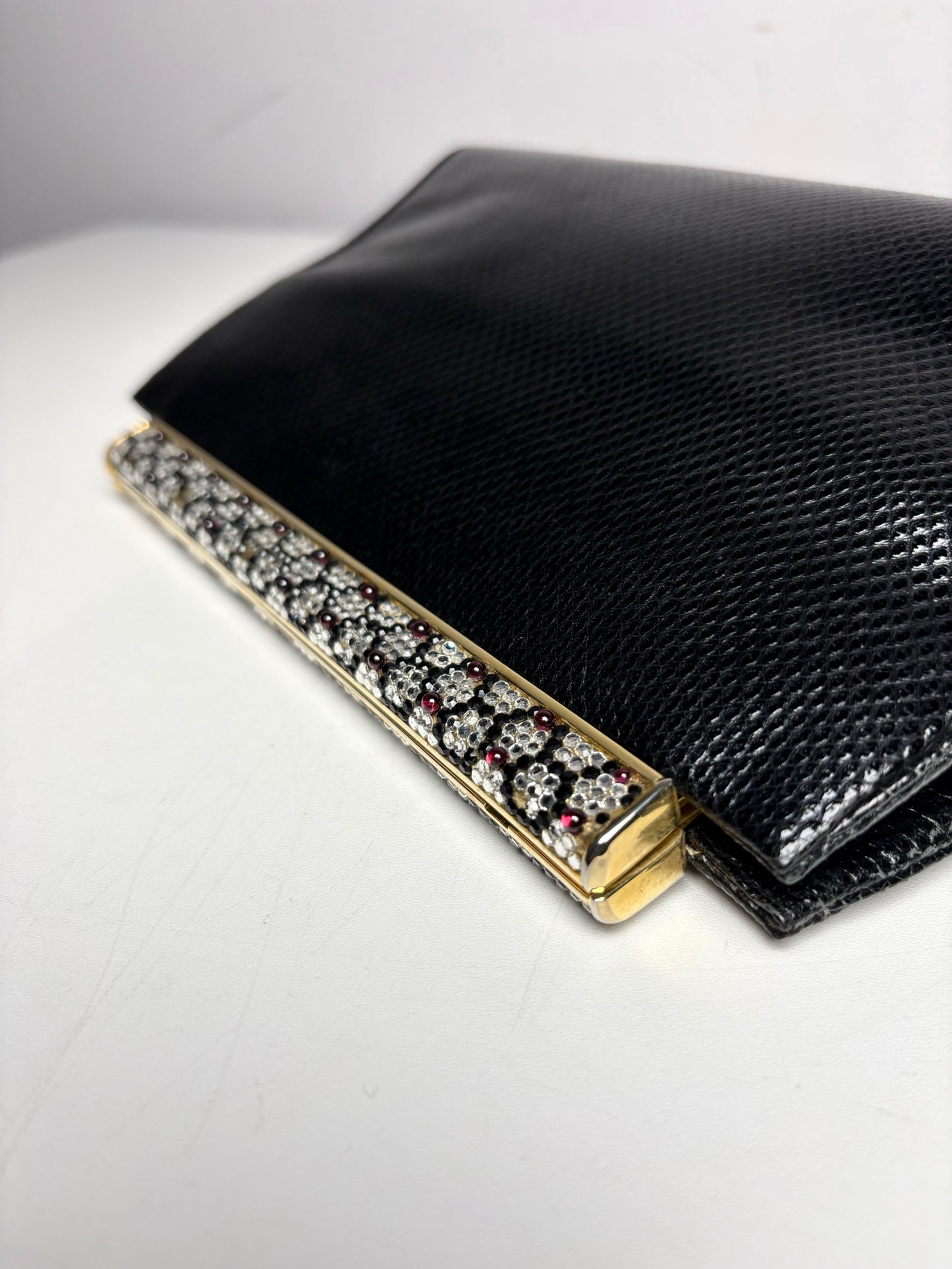 Judith Leiber Evening Crystal Embellishments Vintage Leather Pre-owned Bag