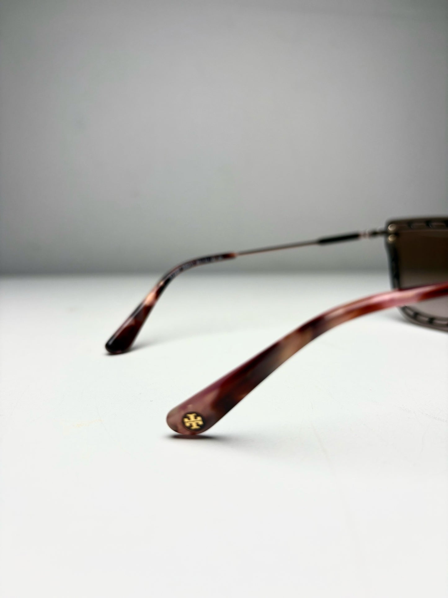 Women's Tory Burch TY6067 Rose Gold & Light Pink Tortoiseshell Pre-Owned Cat-Eye Sunglasses
