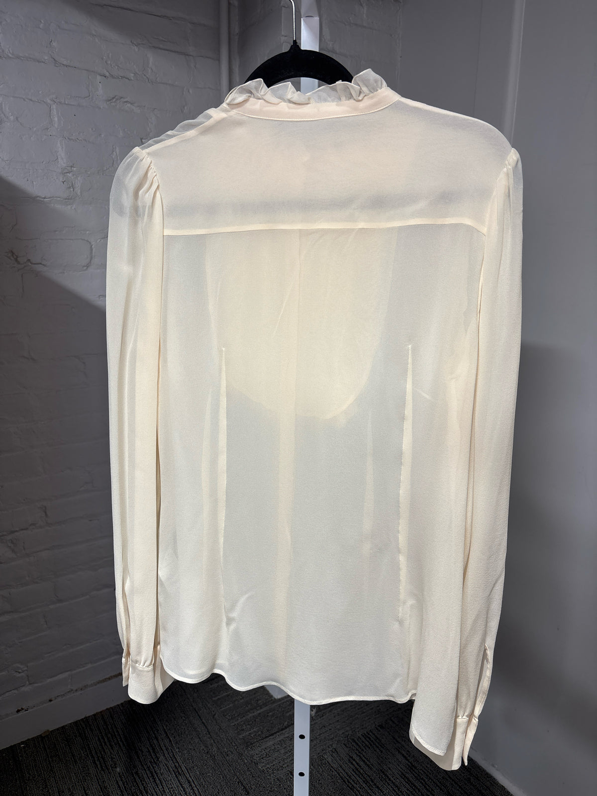 Women Size 48 (M) Dolce & Gabbana Cream Solid Women's 100% Silk Vintage Blouse