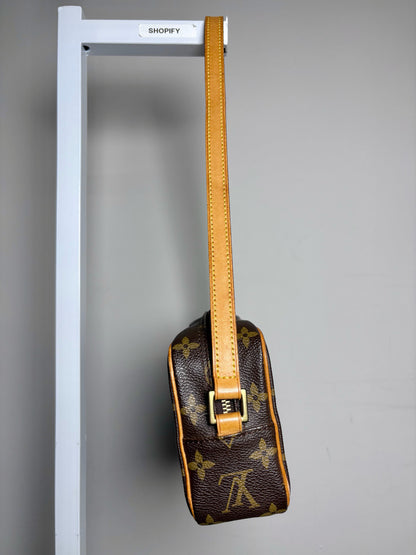 Louis Vuitton Cite Pochette PM Monogram Vintage Pre-owned Bag
