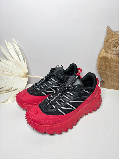 W Shoe Size 7 Moncler Red, Black Nylon Tennis shoes