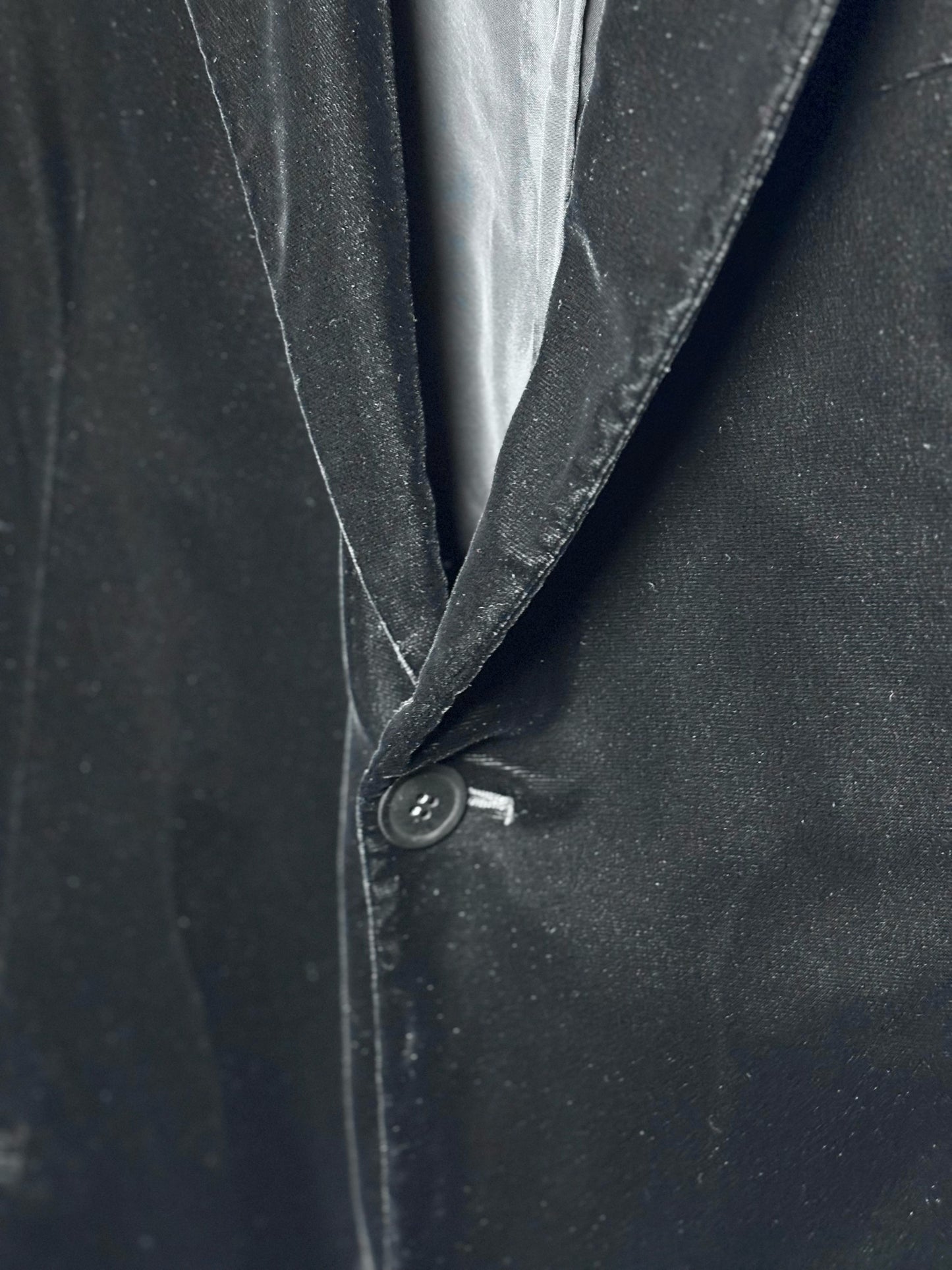 Giorgio Armani Black Men's Velveteen Special Occasion Blazer