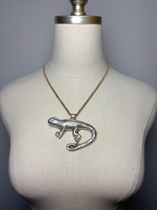 Silver No Label Sterling Silver Pendant w/Necklace