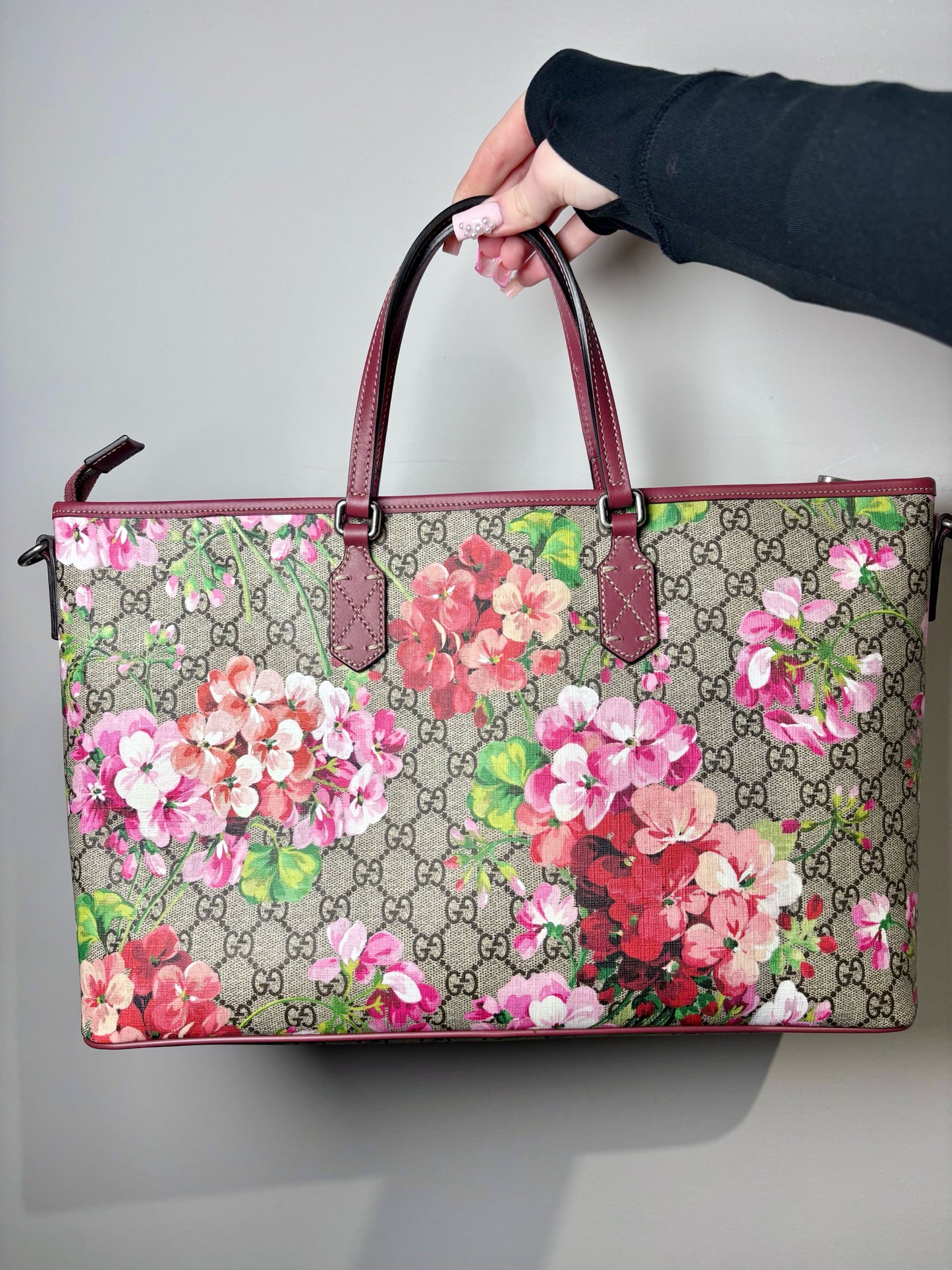Gucci GG Supreme Floral Burgundy Tote