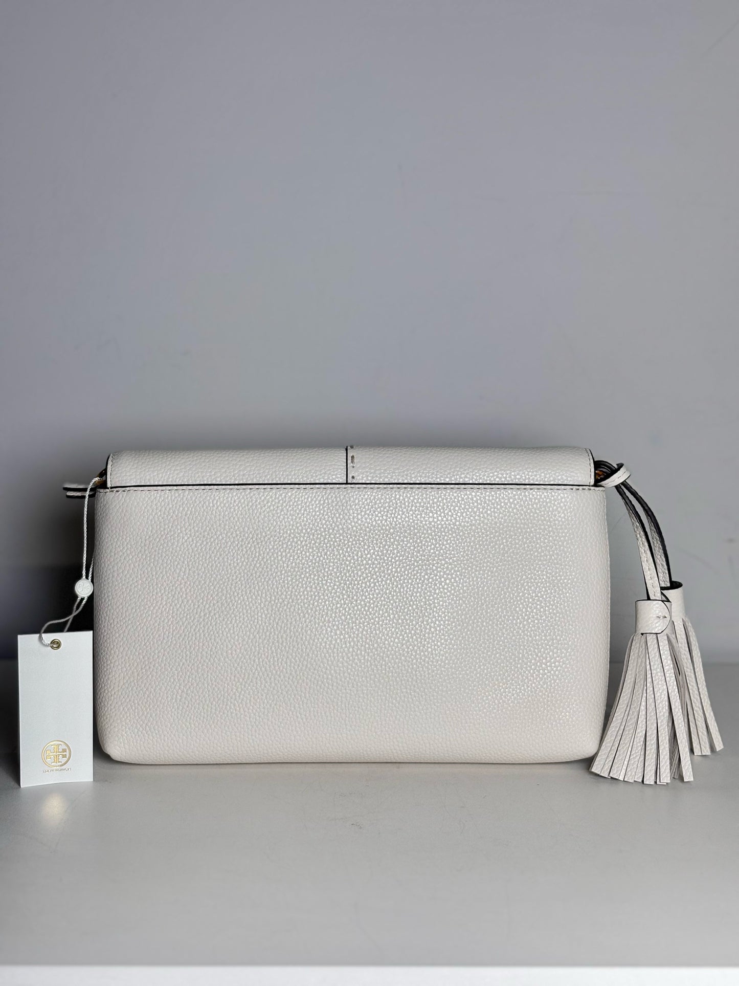 Women's Tory Burch McGraw Pebble Grain Leather Pre-owned, NWT Bone Cowhide Purse