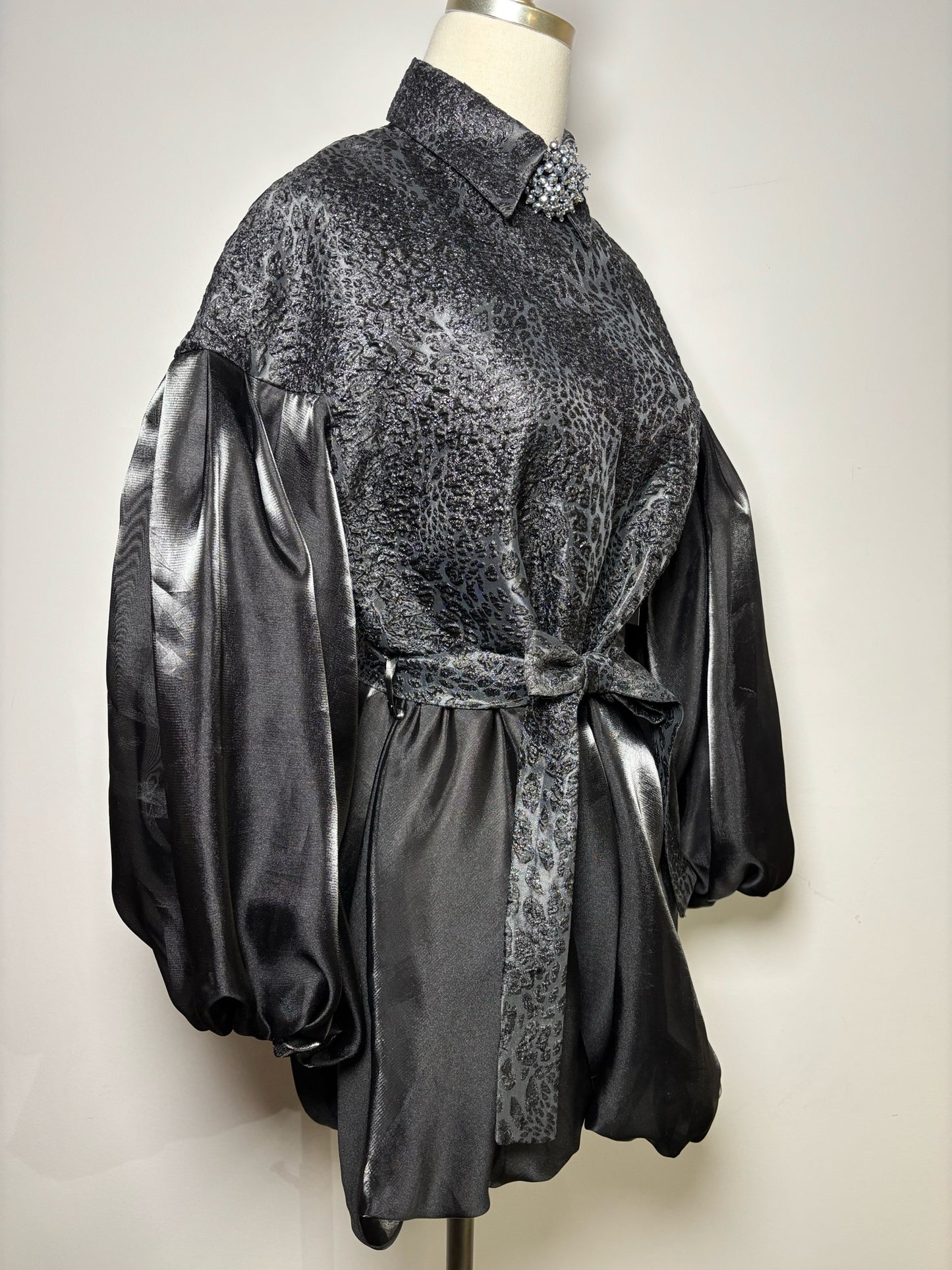 Women Size S BAQA Black Solid Metallic Sparkle w/Belt Blouse
