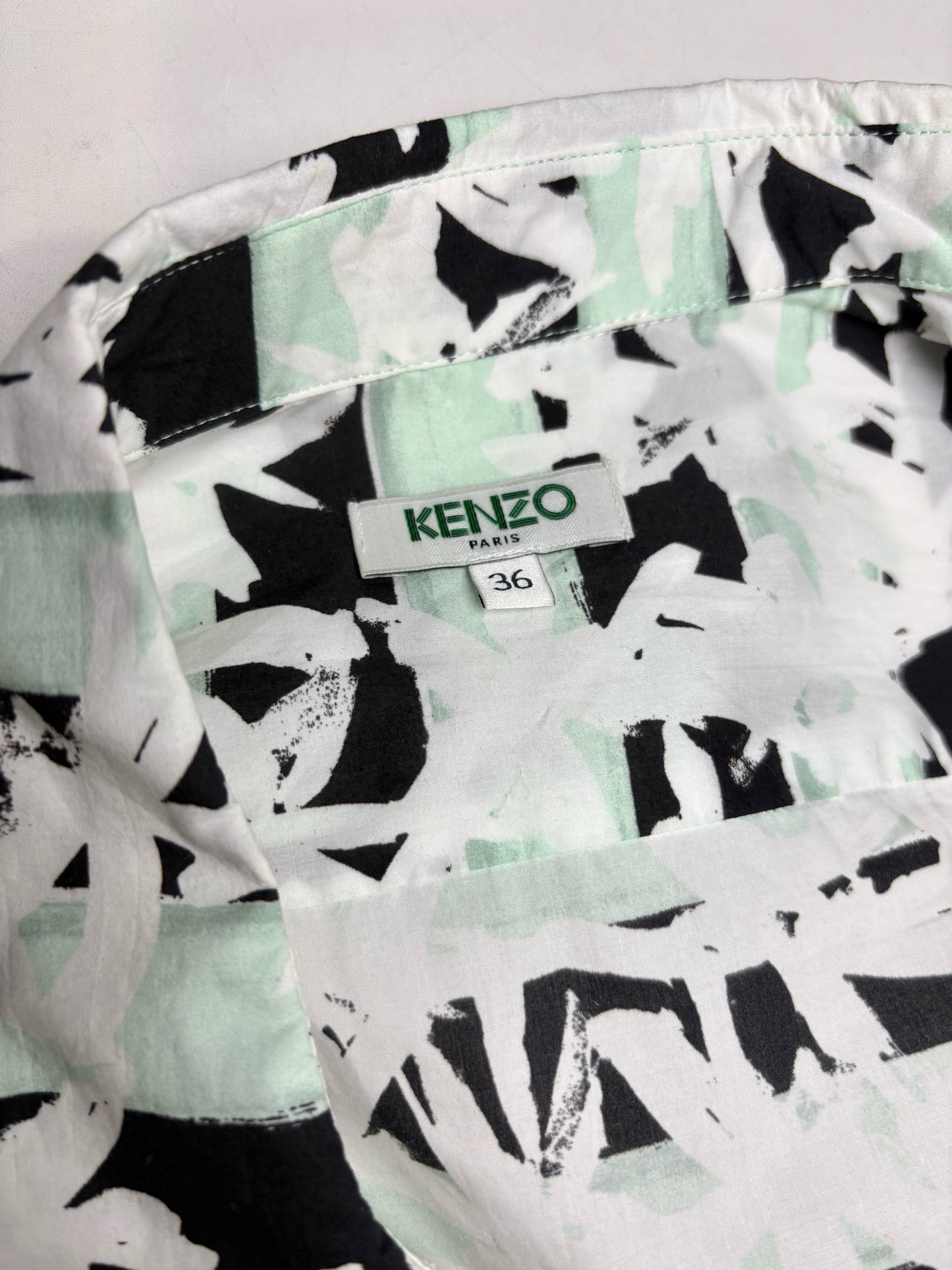 Women's Size 36 (XS) Kenzo White Black & Mint Green Geometric Print Cotton Pre-Owned Shirt