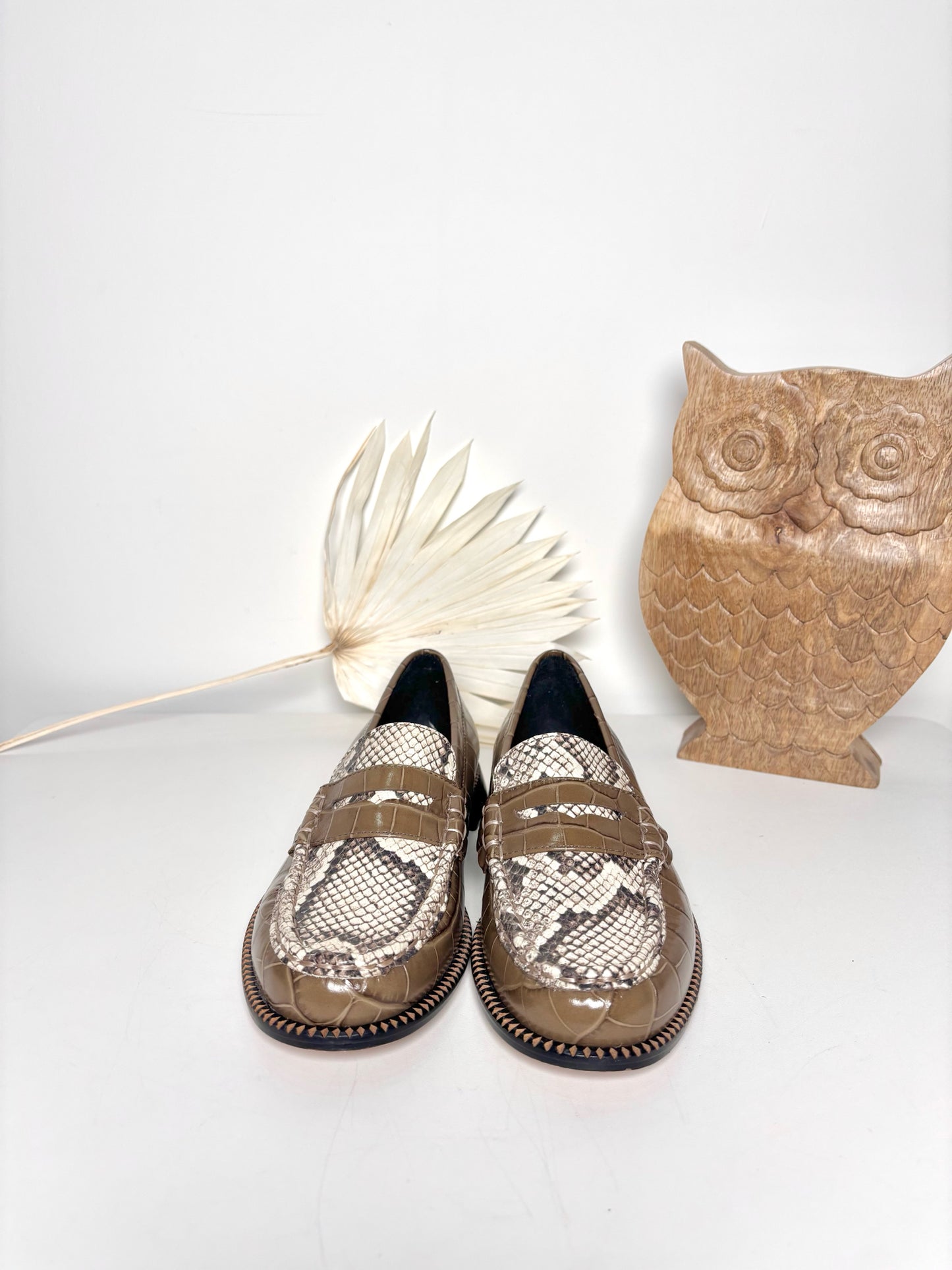 W Shoe Size 8 Freda Salvador Olive Green, Snakeskin Print Leather Loafers