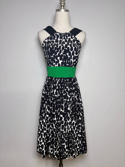 Women Size 38 (2 US) Gucci Black, Green, White Geometric Dot Women's Dress