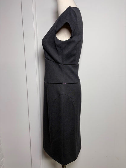 Women Size 6 Valentino Black Solid Dress