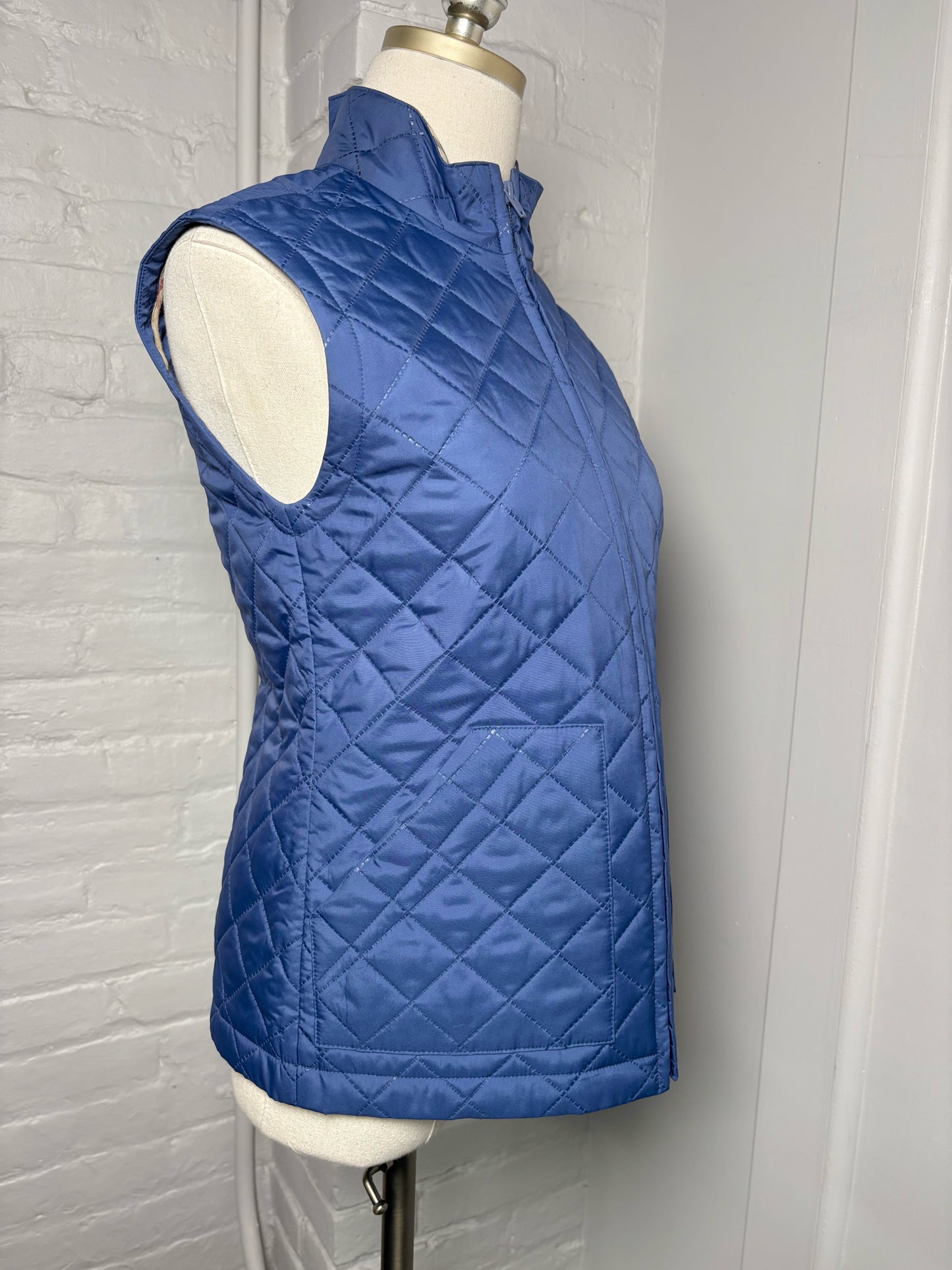 Women Size XS Burberry Blue Solid Polyester Vest