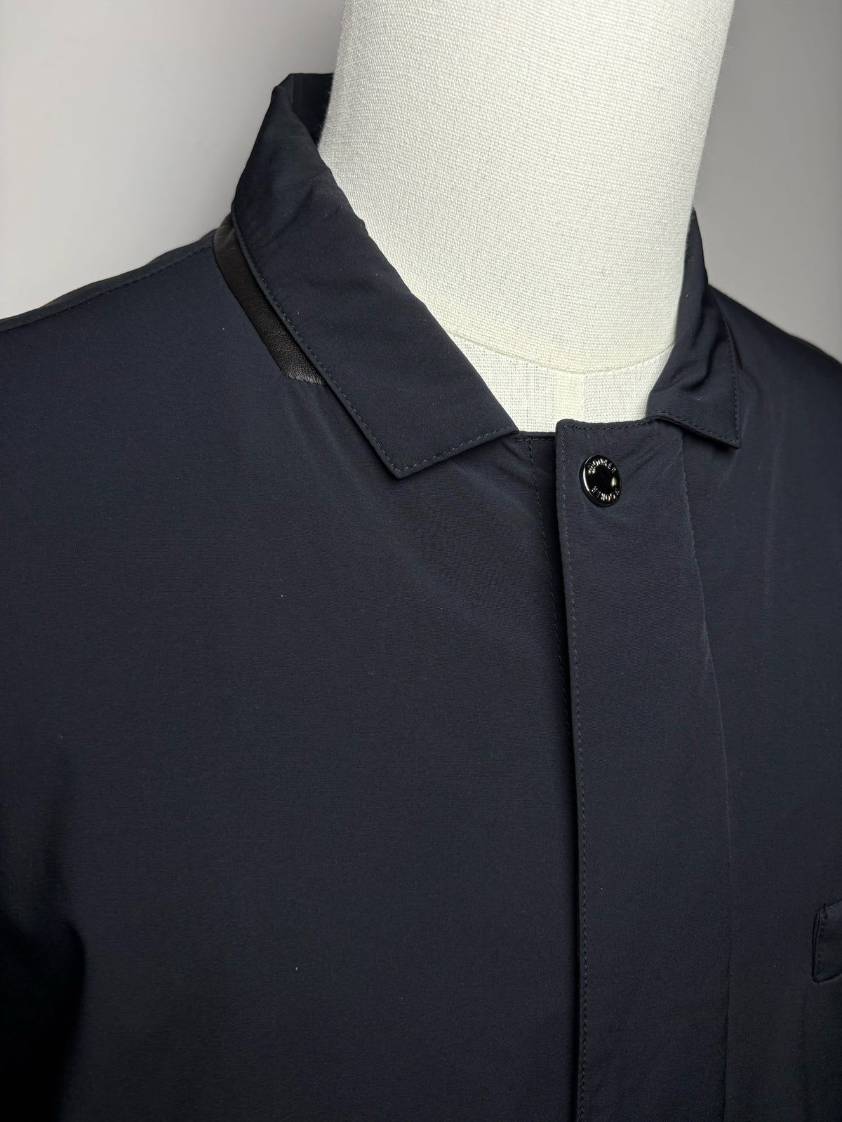 Men's Size 56 XL MooRER Verona Acqua Navy Water-Resistant Pre-Owned Jacket