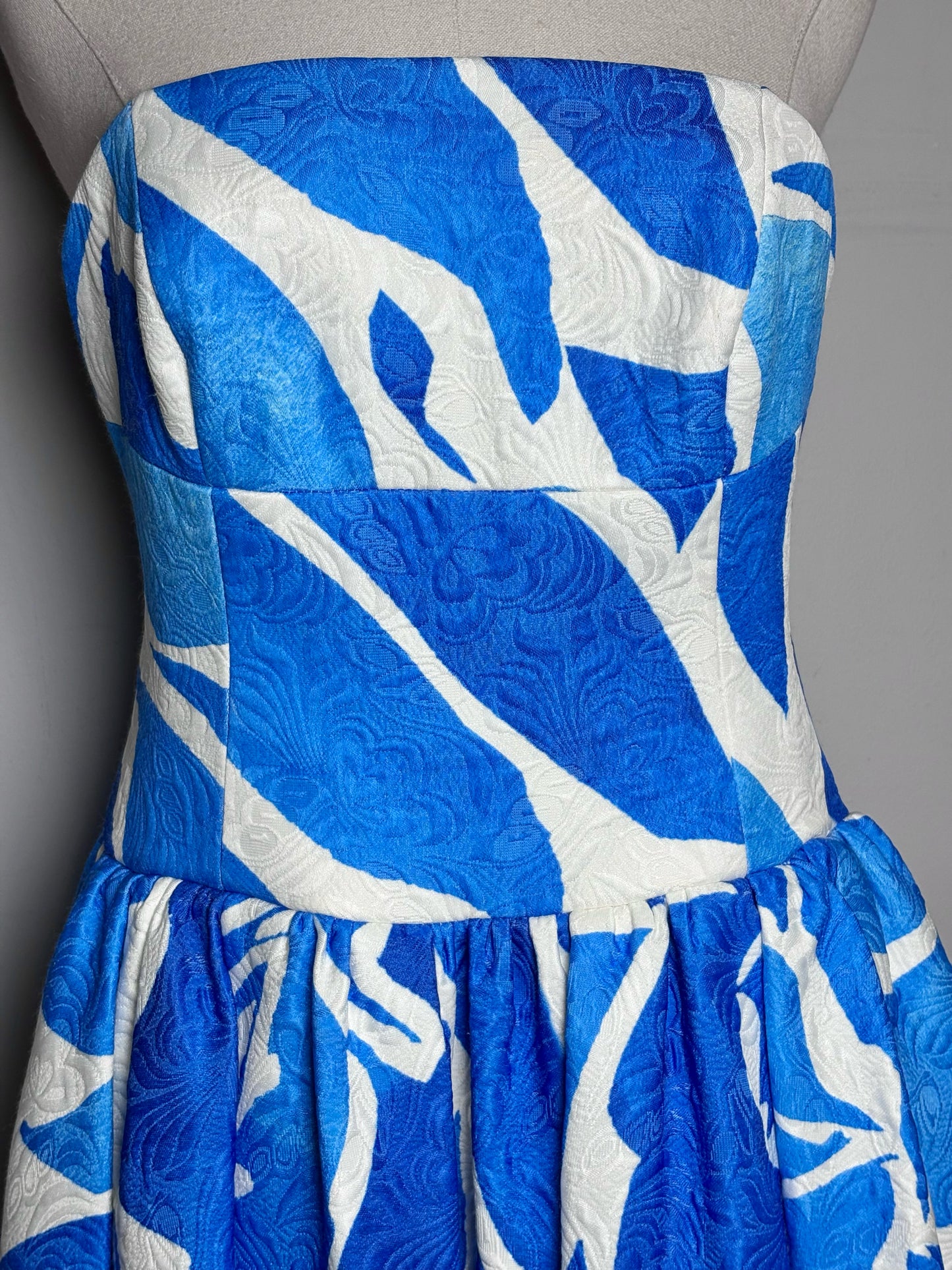 Women Size S Milly Annette Dream Rose Blue, White Ballgown NWT Pre-owned