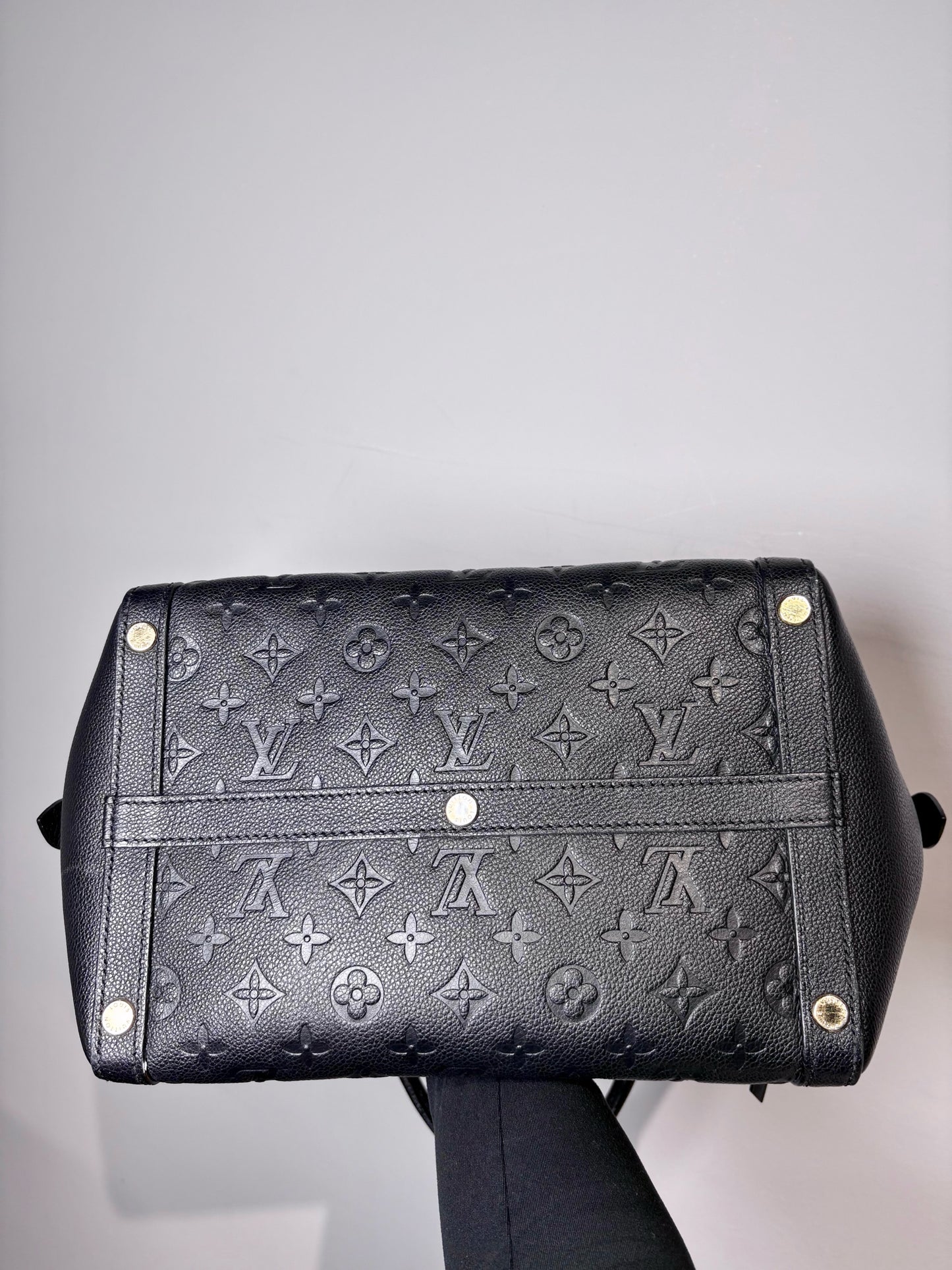 Leather Louis Vuitton Monogram Black Medium Purse