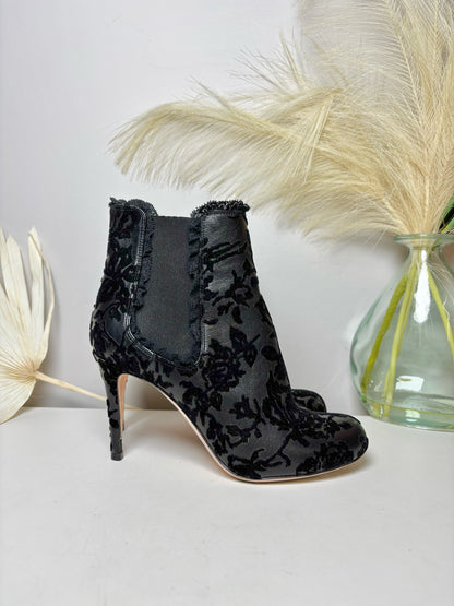 W Shoe Size 6 Valentino RED Black Velvet Cowhide Boots