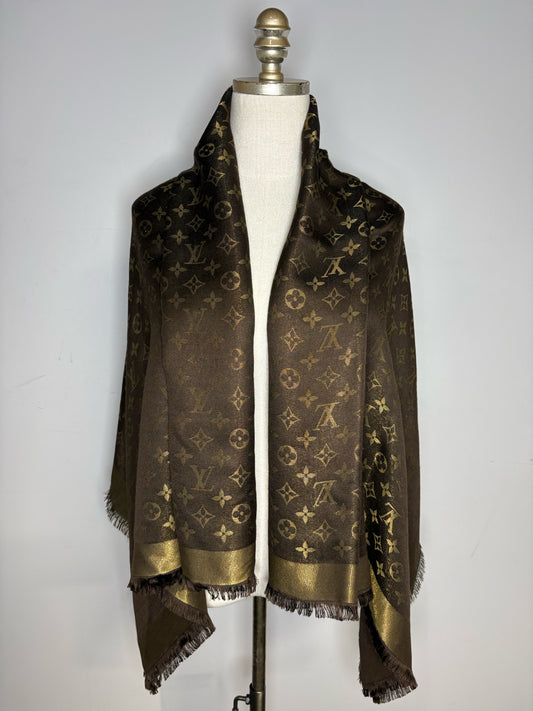 Louis Vuitton Monogram Women's 57 x 57 in.  Pre-owned Scarf/Shawl