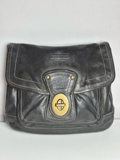 Women's Coach Solid Vintage Leather Pre-owned Black Medium Purse