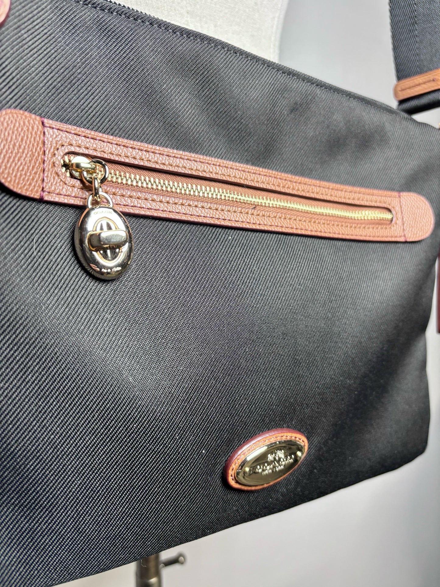 Coach Sawyer Canvas, Leather Trim Pre-owned Black, brown Crossbody Purse